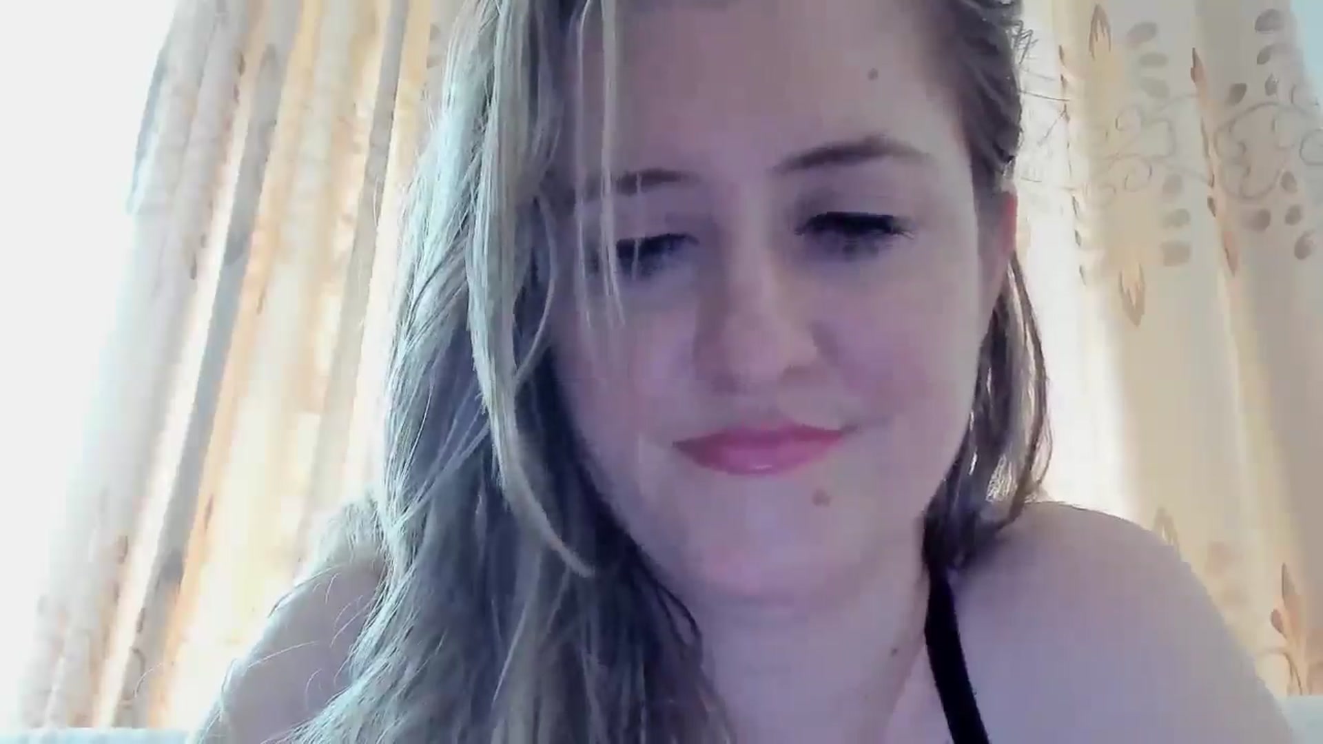 Gallery image thumbnail from BestDream's myfreecams stream on, 08/10/2024, 15:40 image 6 of 20
