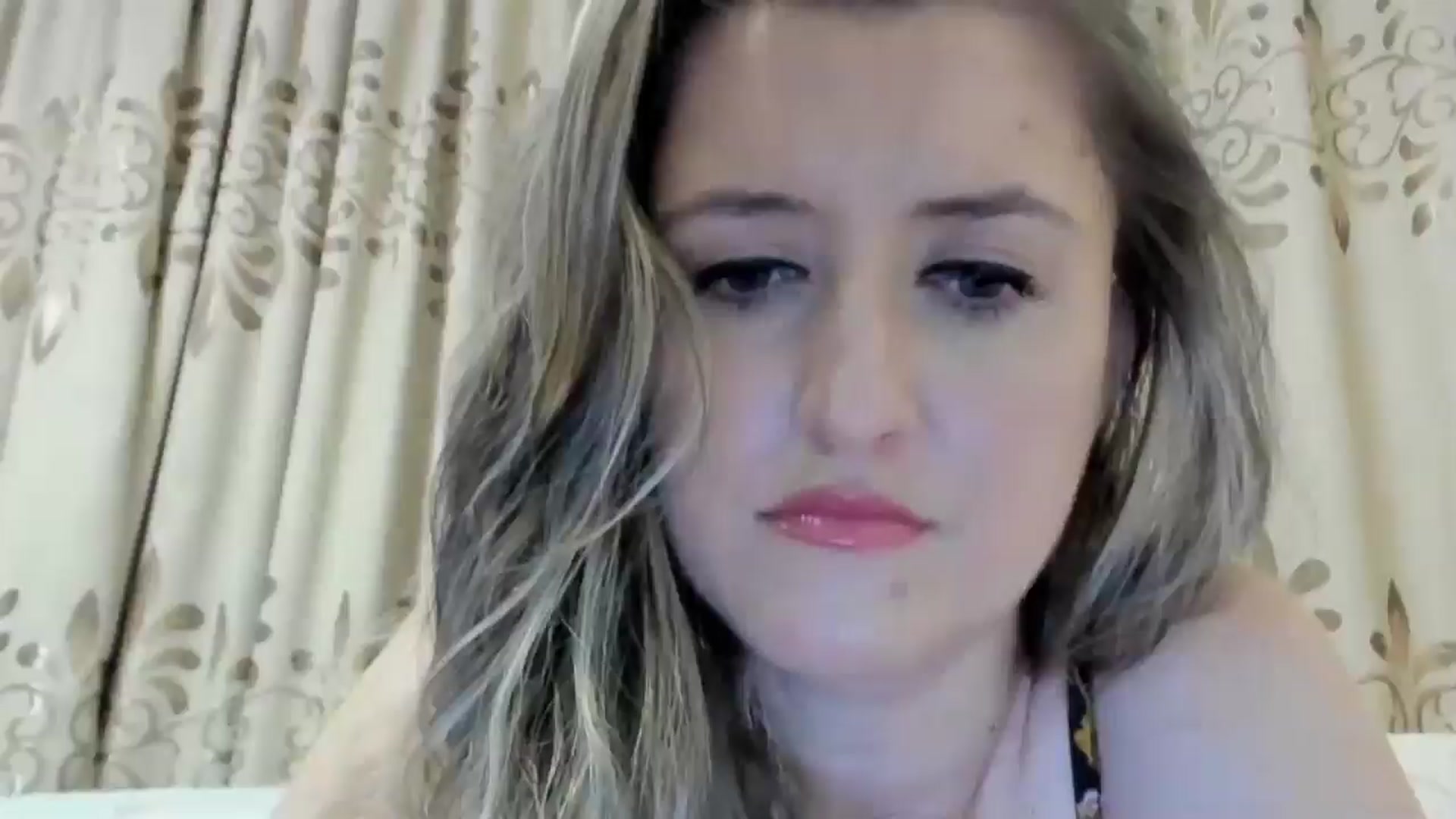 Gallery image thumbnail from BestDream's myfreecams stream on, 08/10/2024, 21:35 image 6 of 20