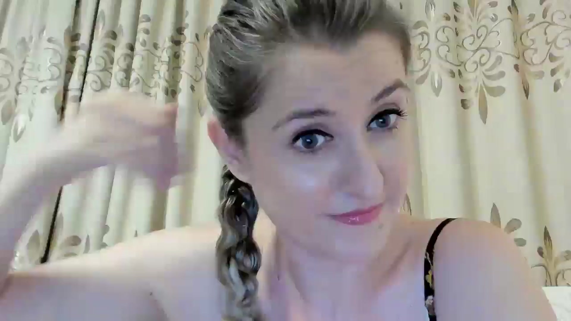 Gallery image thumbnail from BestDream's myfreecams stream on, 08/10/2024, 21:35 image 1 of 20