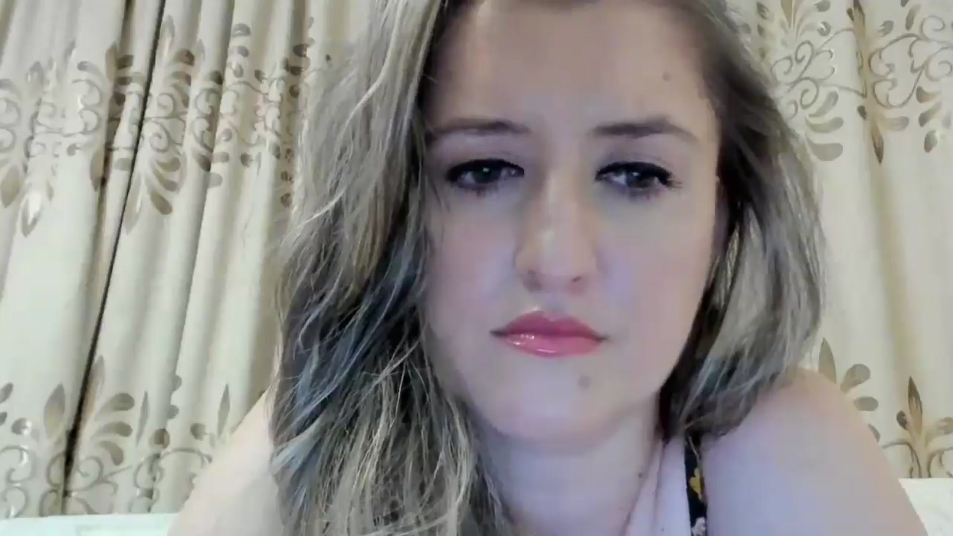 Gallery image thumbnail from BestDream's myfreecams stream on, 08/10/2024, 21:35 image 7 of 20