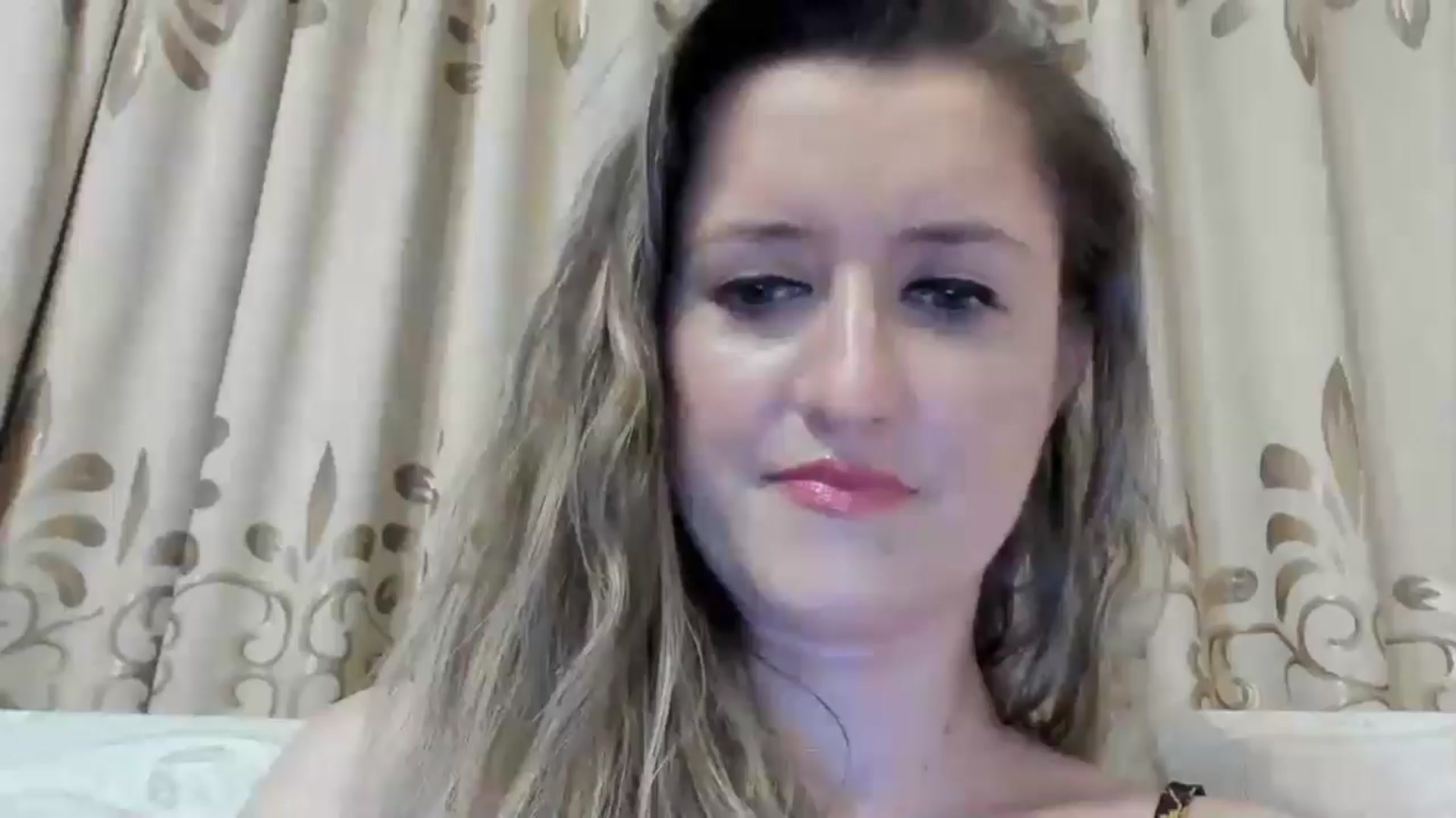Gallery image thumbnail from BestDream's myfreecams stream on, 08/10/2024, 23:01 image 4 of 20