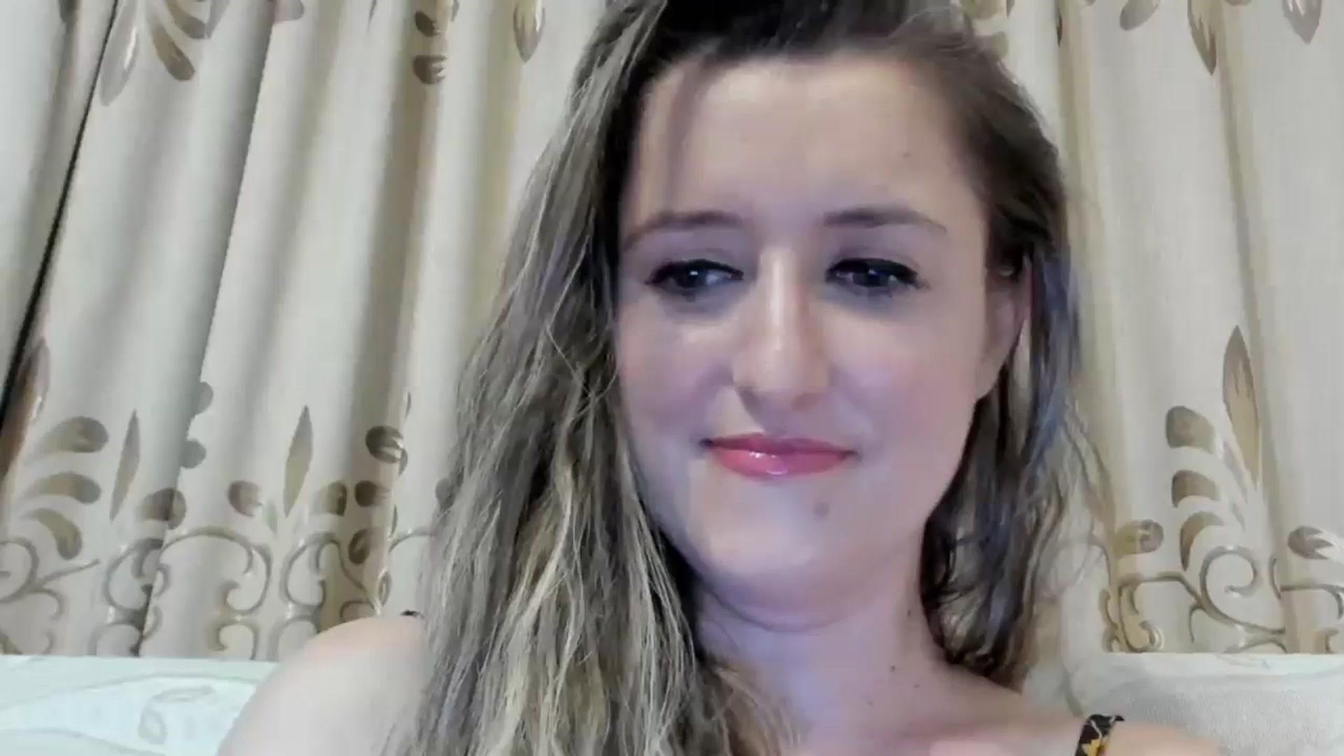 Gallery image thumbnail from BestDream's myfreecams stream on, 08/10/2024, 23:01 image 2 of 20