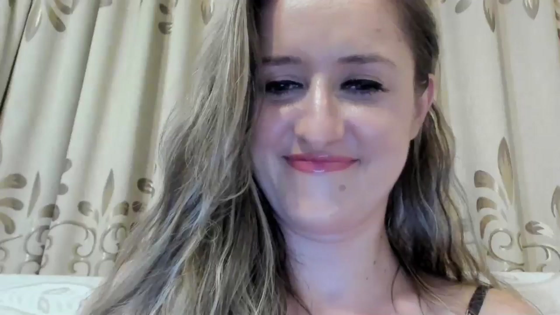 Gallery image thumbnail from BestDream's myfreecams stream on, 08/10/2024, 23:01 image 14 of 20