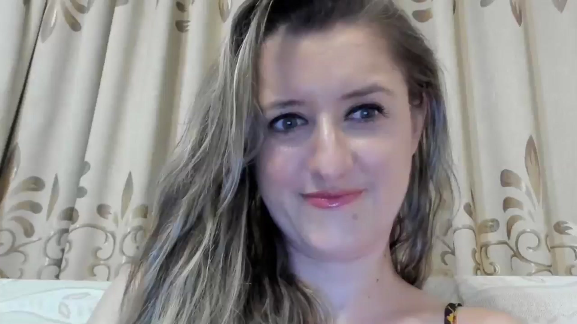 Gallery image thumbnail from BestDream's myfreecams stream on, 08/10/2024, 23:01 image 1 of 20
