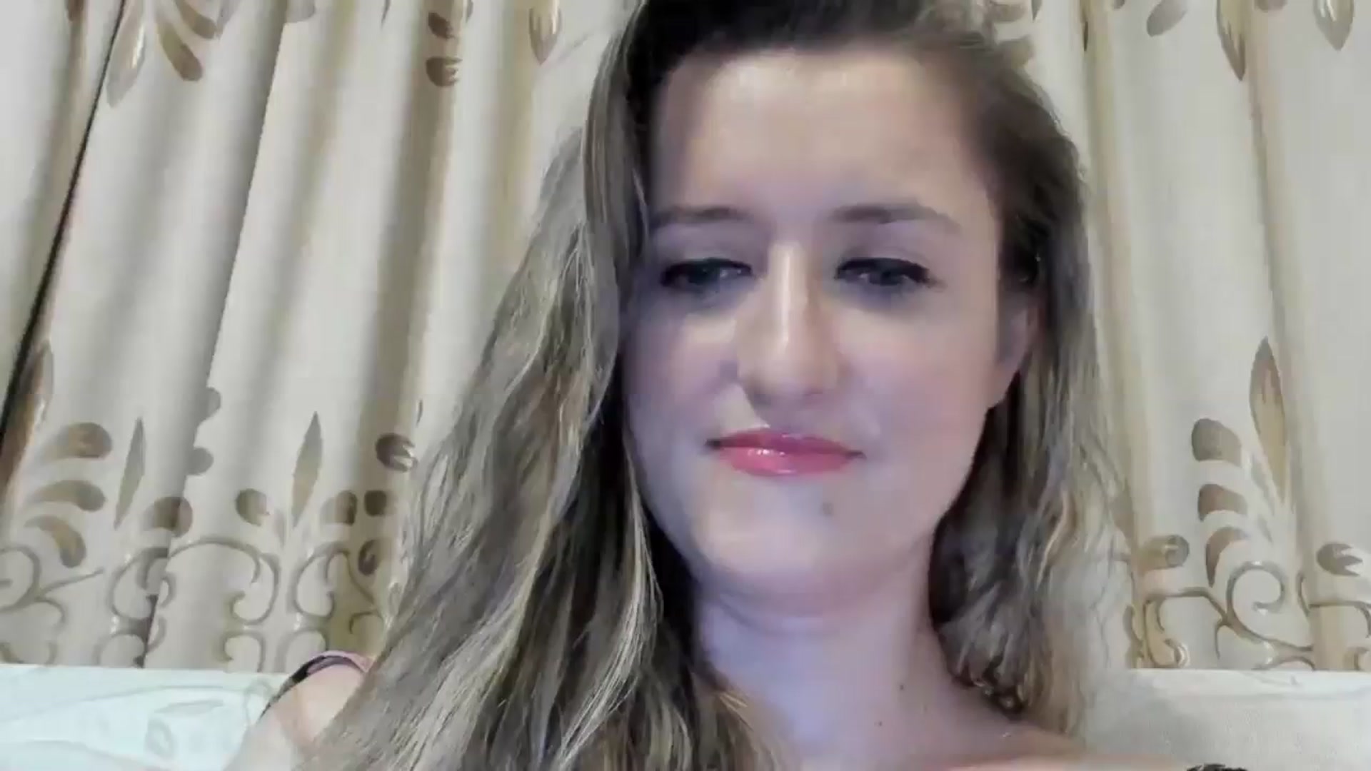 Gallery image thumbnail from BestDream's myfreecams stream on, 08/10/2024, 23:01 image 6 of 20