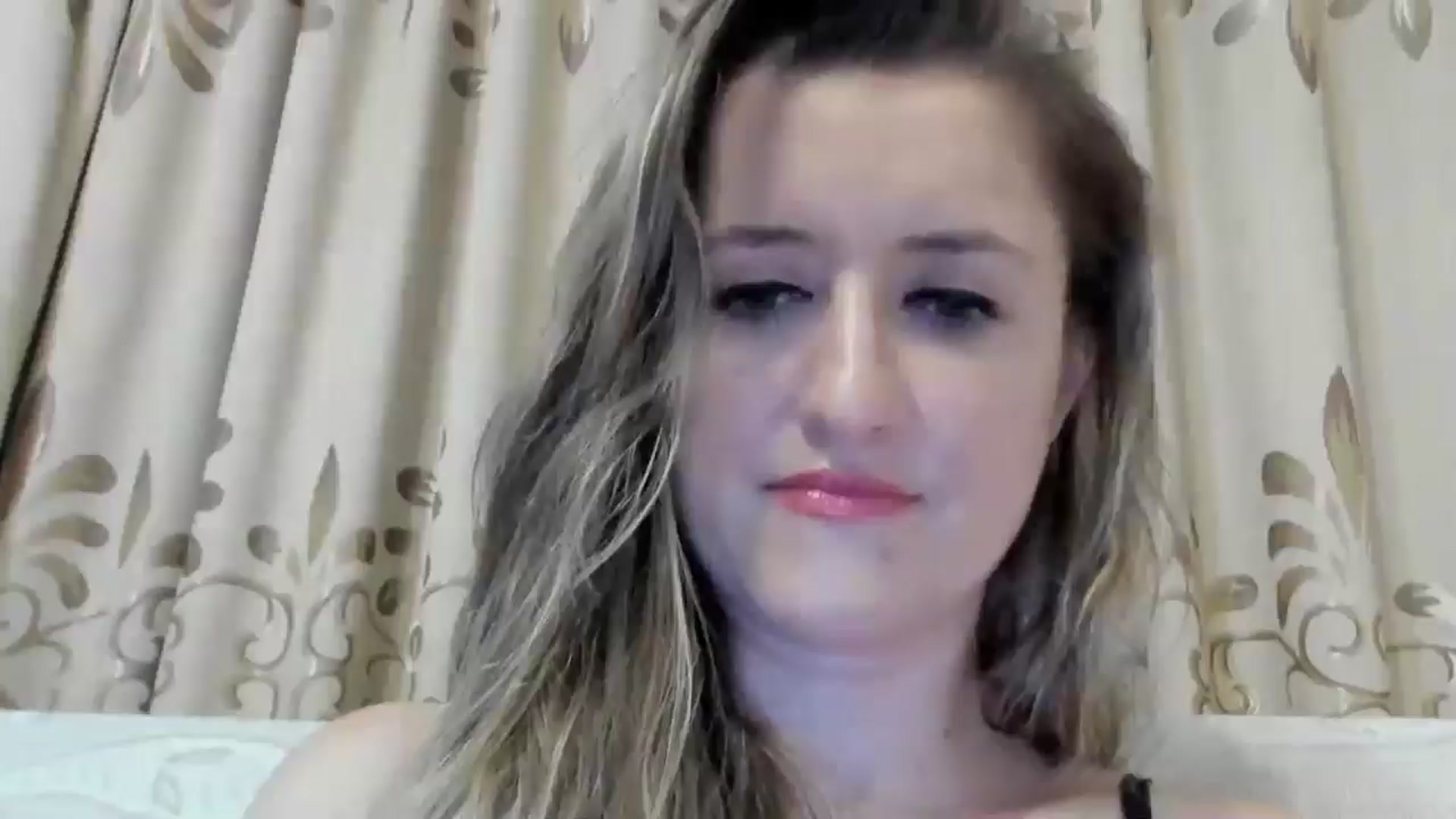 Gallery image thumbnail from BestDream's myfreecams stream on, 08/10/2024, 23:01 image 8 of 20