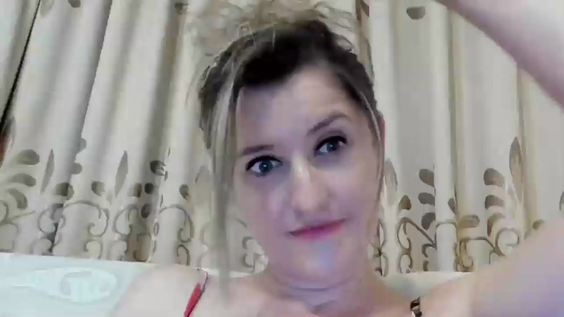 Gallery image thumbnail from BestDream's myfreecams stream on, 08/10/2024, 23:50 image 7 of 20