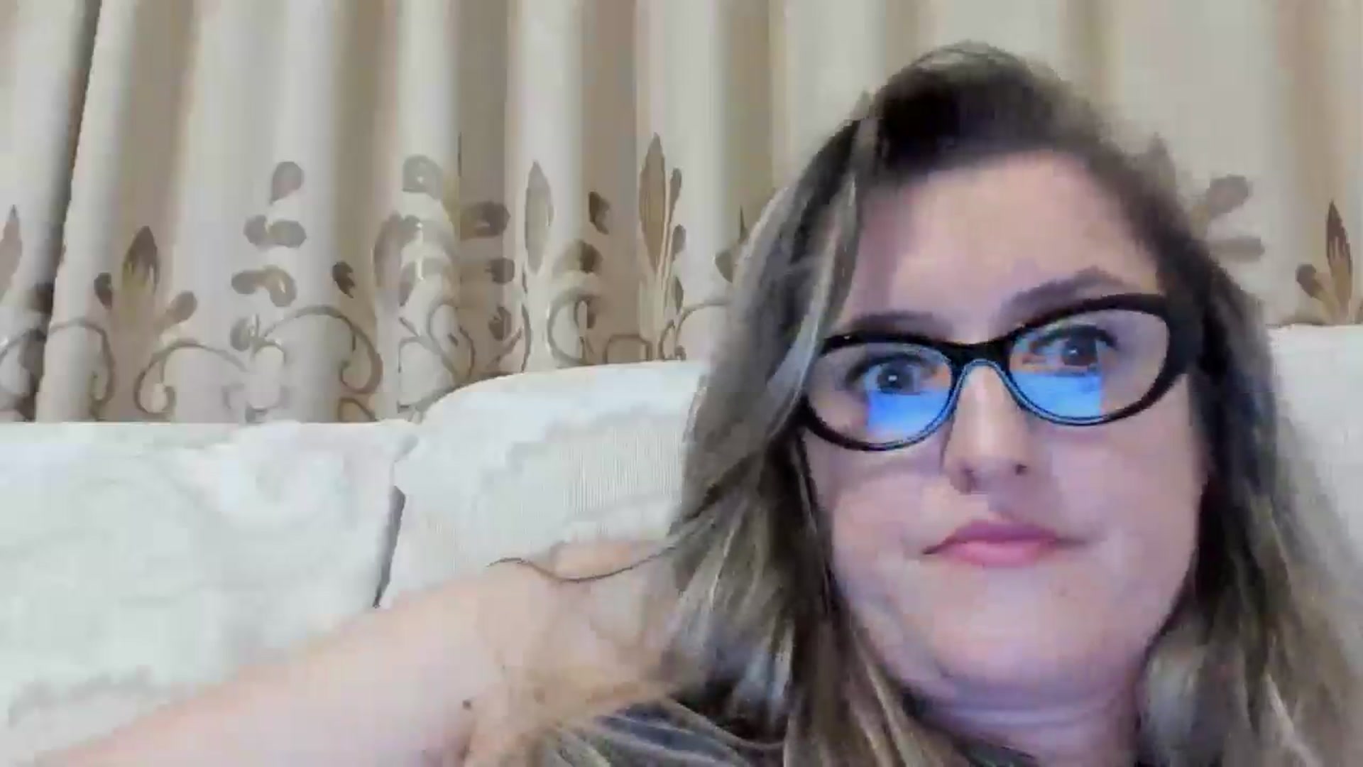 Gallery image thumbnail from BestDream's myfreecams stream on, 08/11/2024, 01:22 image 19 of 20