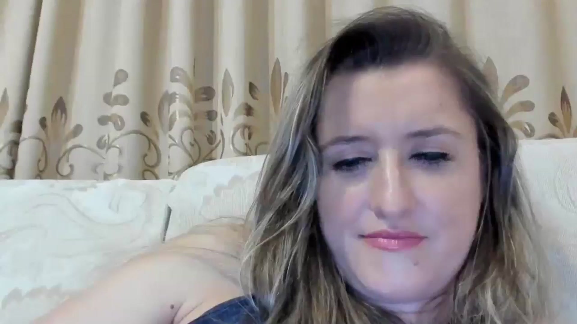 Gallery image thumbnail from BestDream's myfreecams stream on, 08/11/2024, 01:22 image 5 of 20