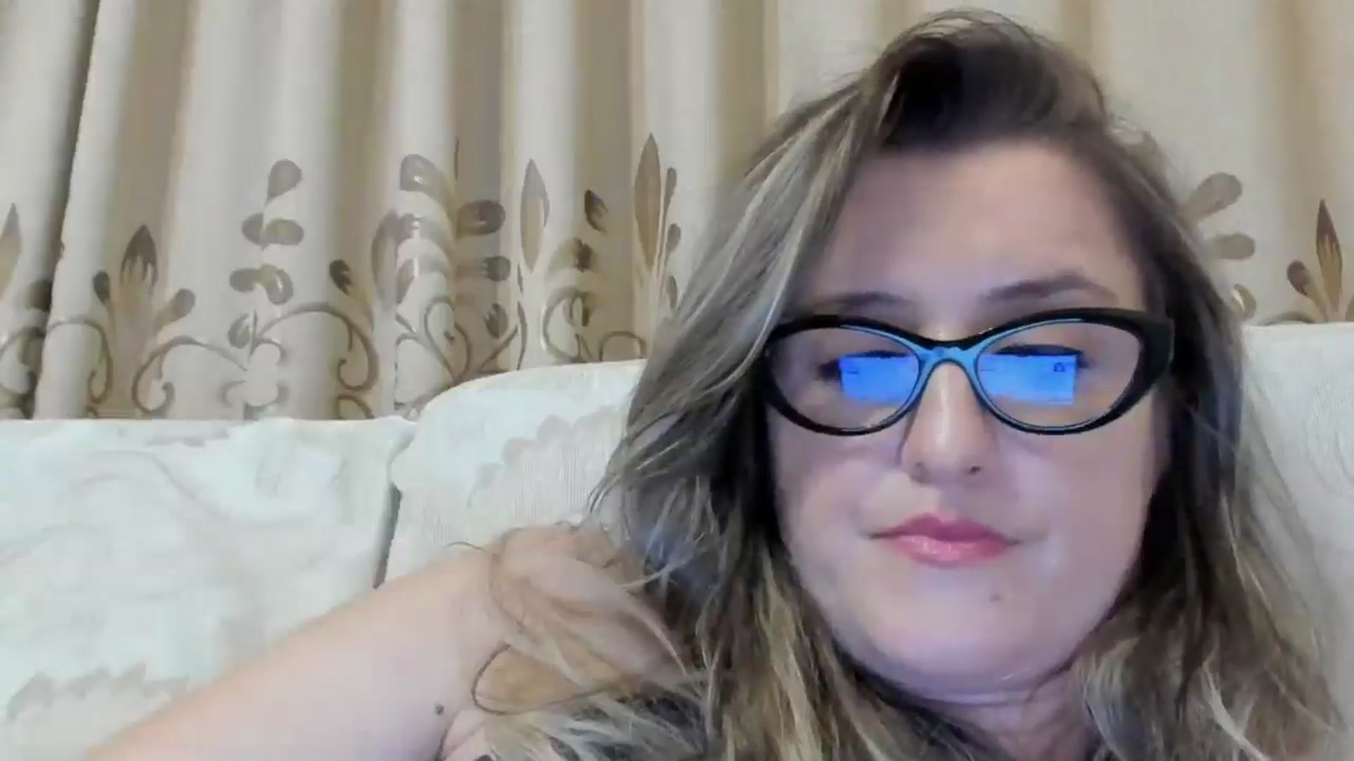 Gallery image thumbnail from BestDream's myfreecams stream on, 08/11/2024, 01:22 image 15 of 20