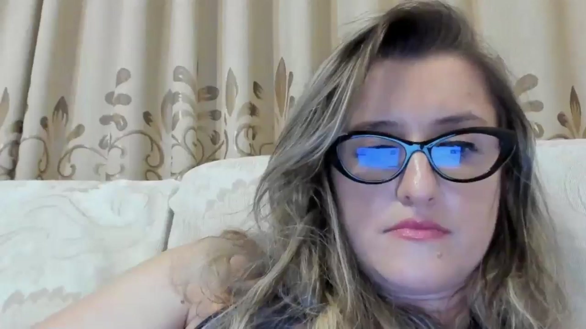Gallery image thumbnail from BestDream's myfreecams stream on, 08/11/2024, 01:22 image 14 of 20