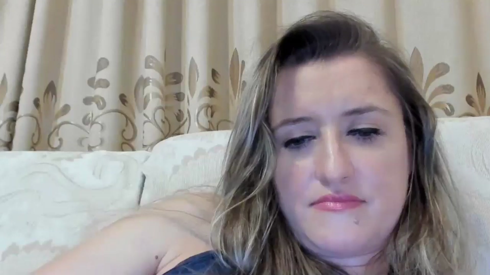 Gallery image thumbnail from BestDream's myfreecams stream on, 08/11/2024, 01:22 image 9 of 20