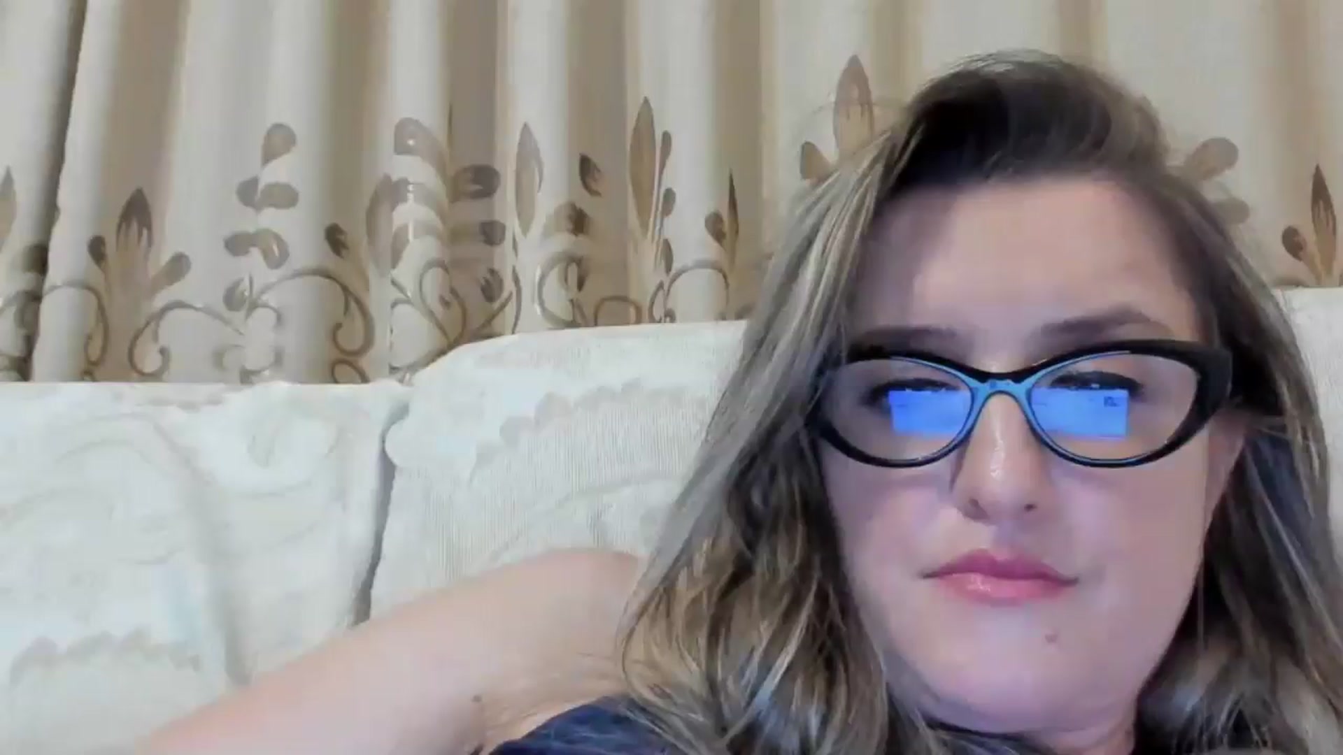 Gallery image thumbnail from BestDream's myfreecams stream on, 08/11/2024, 02:17 image 7 of 20