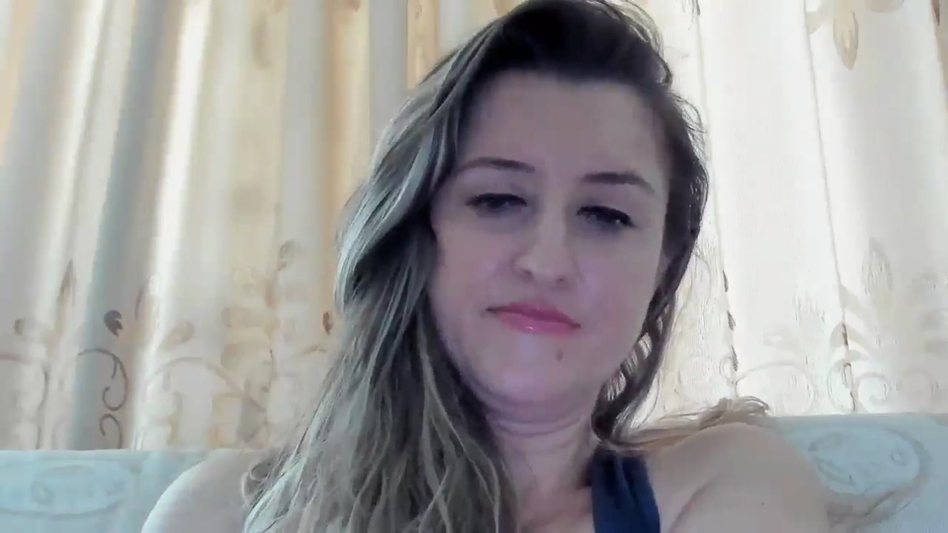 Gallery image thumbnail from BestDream's myfreecams stream on, 08/11/2024, 11:25 image 7 of 20