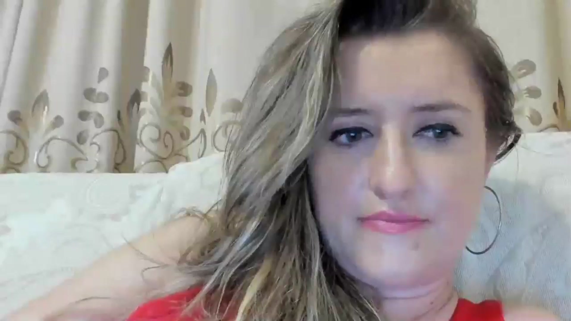 Gallery image thumbnail from BestDream's myfreecams stream on, 08/11/2024, 21:23 image 20 of 20