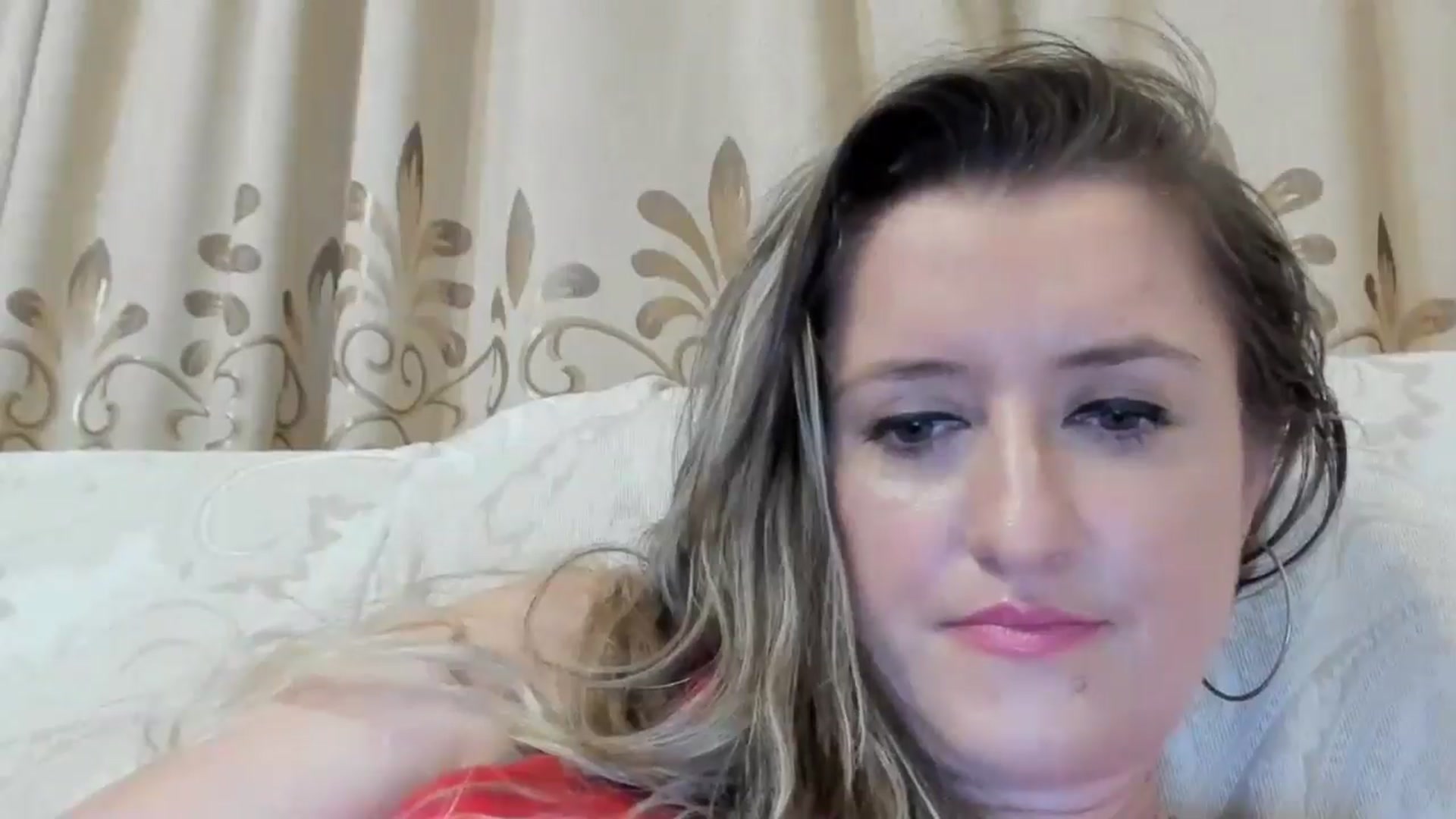 Gallery image thumbnail from BestDream's myfreecams stream on, 08/11/2024, 22:34 image 6 of 20