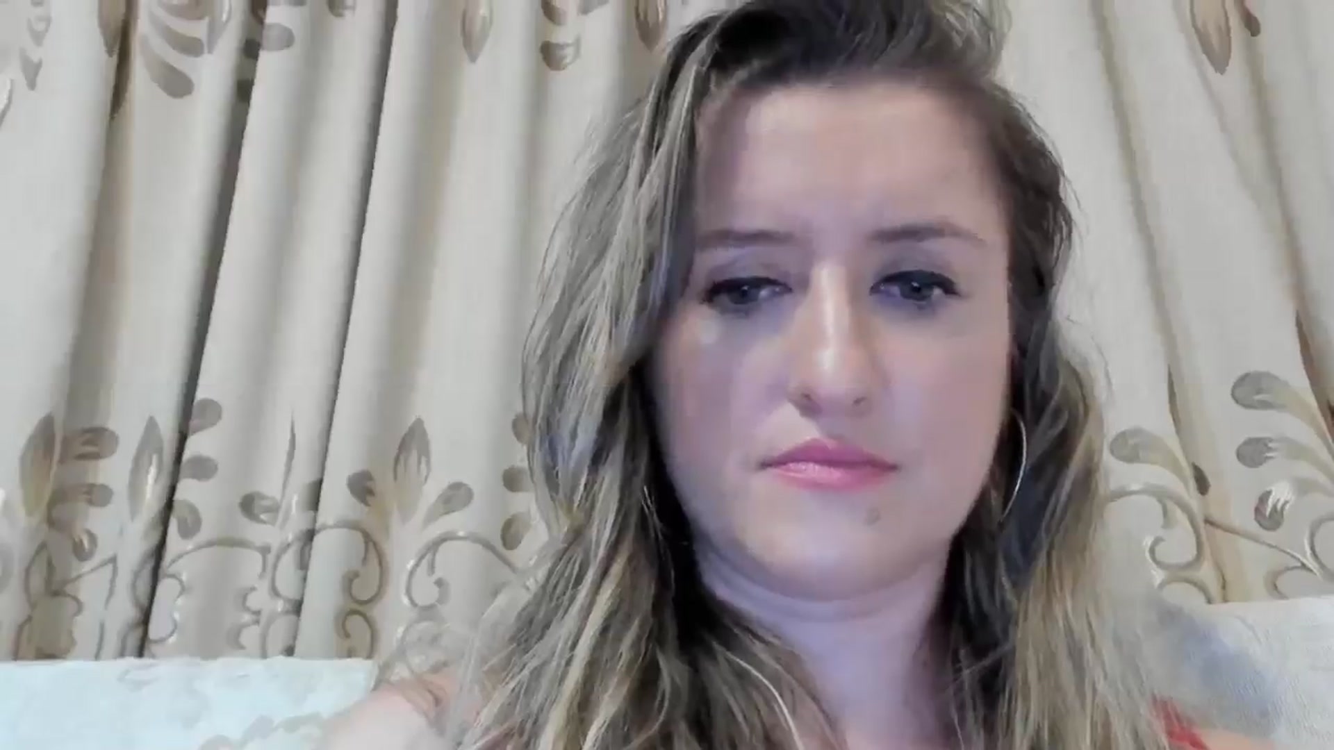 Gallery image thumbnail from BestDream's myfreecams stream on, 08/11/2024, 22:34 image 12 of 20