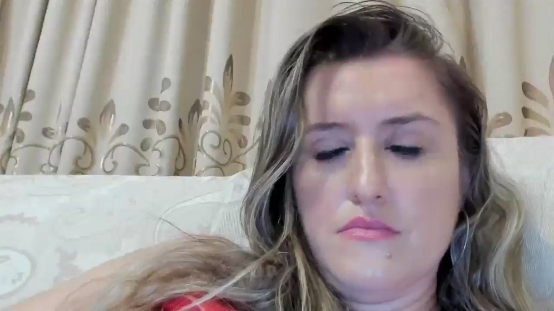 Gallery image thumbnail from BestDream's myfreecams stream on, 08/12/2024, 24:17 image 17 of 20