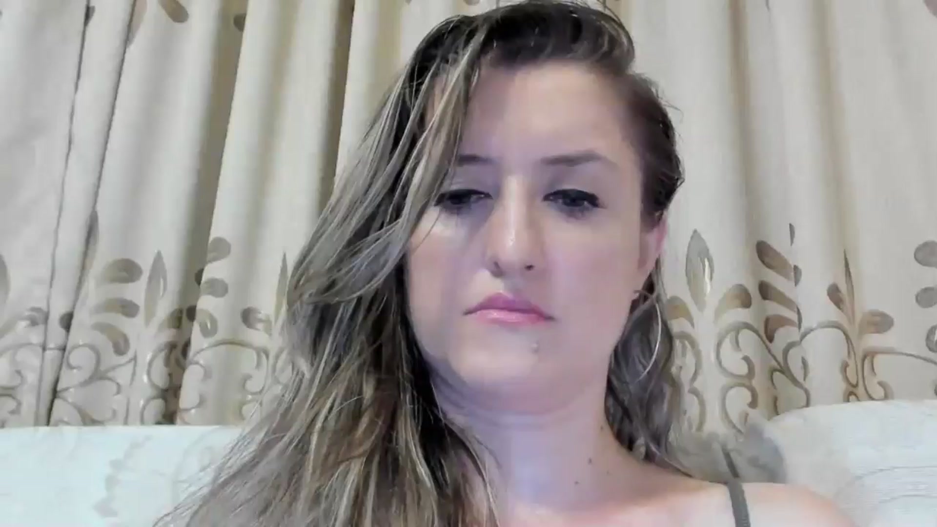 Gallery image thumbnail from BestDream's myfreecams stream on, 08/13/2024, 01:31 image 17 of 20
