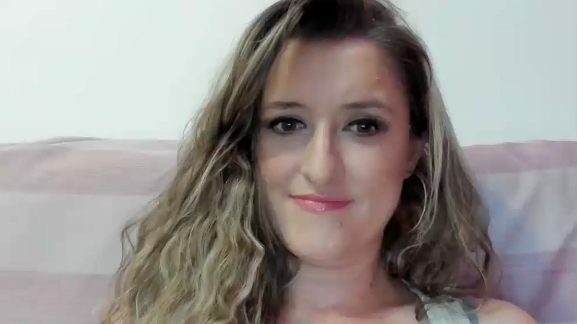 Gallery image thumbnail from BestDream's myfreecams stream on, 08/14/2024, 22:57 image 6 of 20