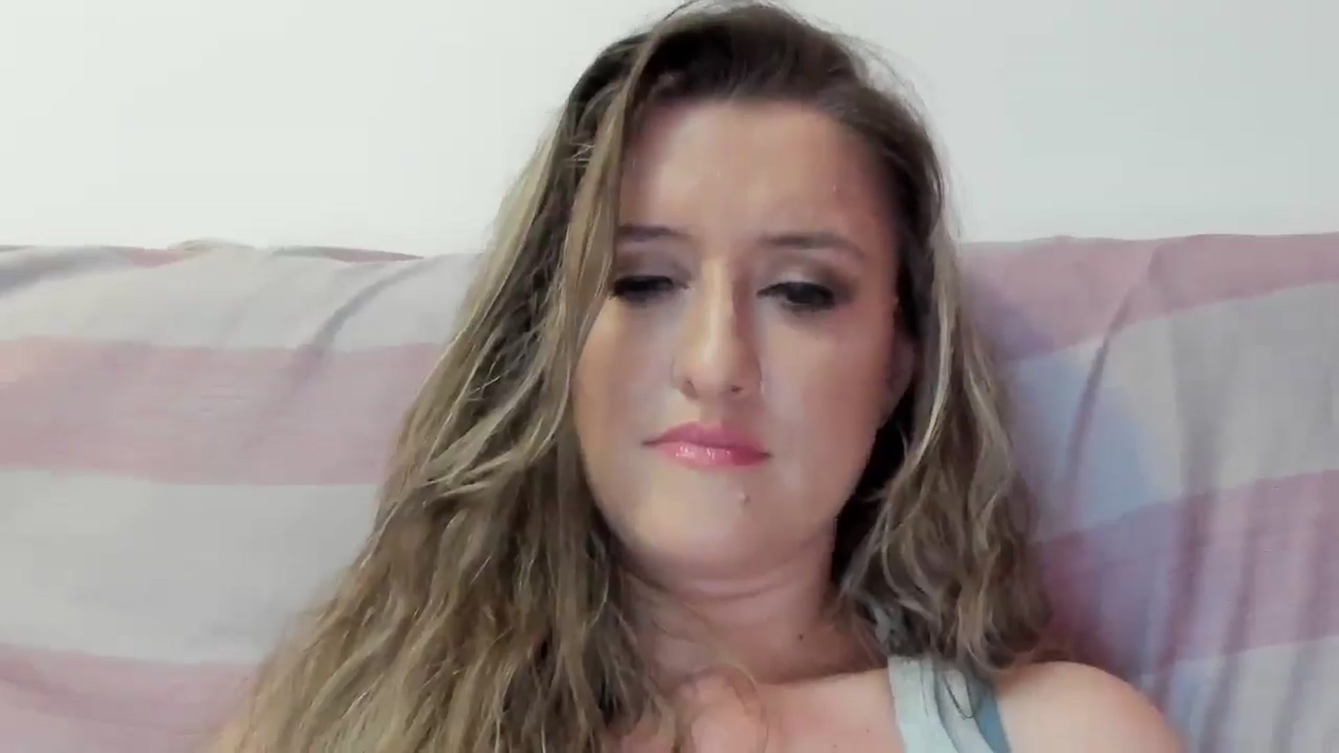 Gallery image thumbnail from BestDream's myfreecams stream on, 08/15/2024, 24:01 image 20 of 20