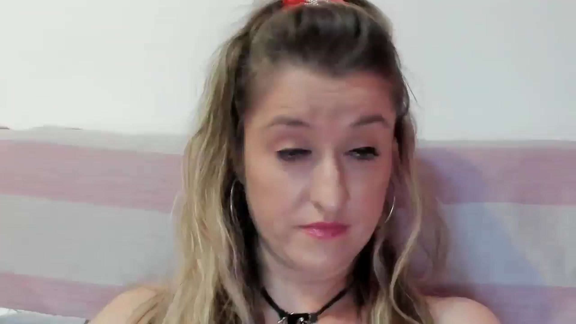 Gallery image thumbnail from BestDream's myfreecams stream on, 08/15/2024, 20:17 image 8 of 20