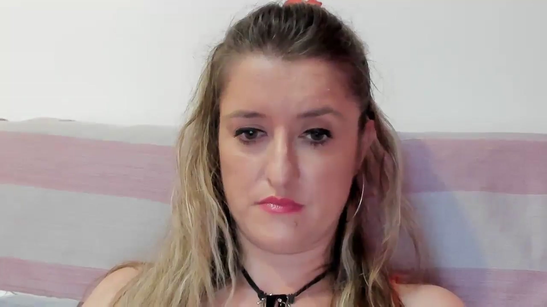 Gallery image thumbnail from BestDream's myfreecams stream on, 08/15/2024, 20:17 image 11 of 20