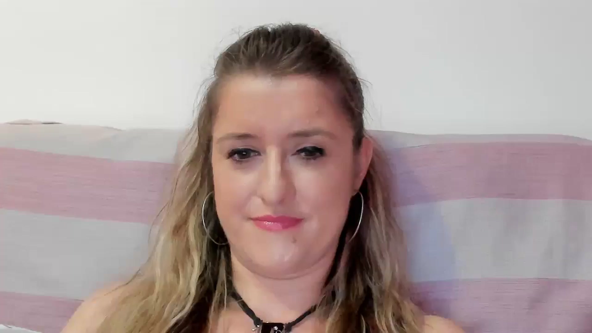 Gallery image thumbnail from BestDream's myfreecams stream on, 08/15/2024, 21:49 image 19 of 20