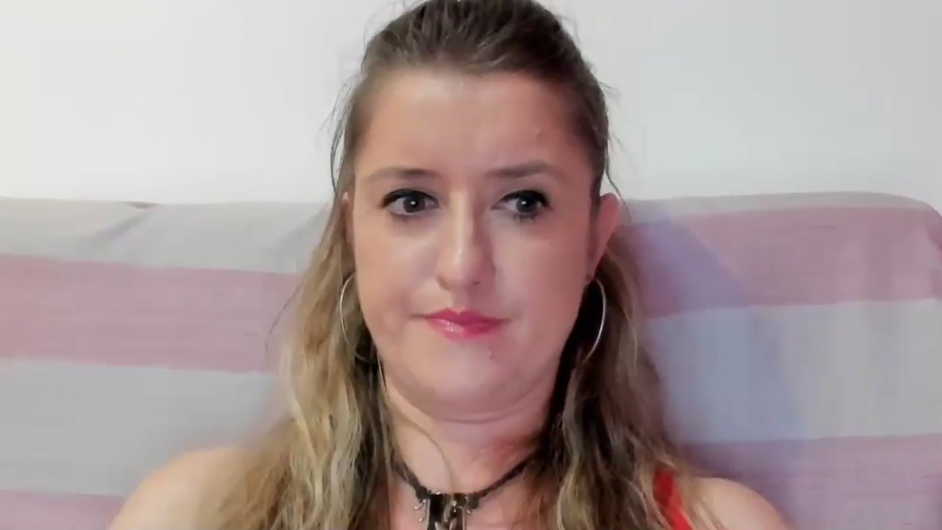 Gallery image thumbnail from BestDream's myfreecams stream on, 08/15/2024, 23:06 image 1 of 20