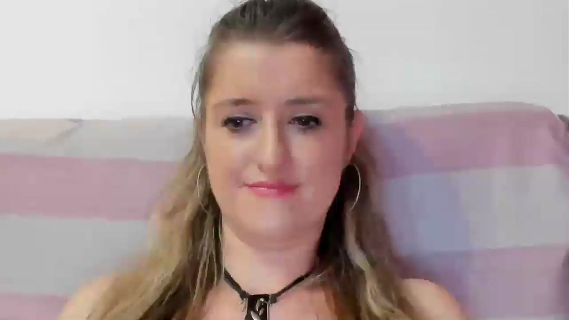 Gallery image thumbnail from BestDream's myfreecams stream on, 08/15/2024, 23:06 image 10 of 20