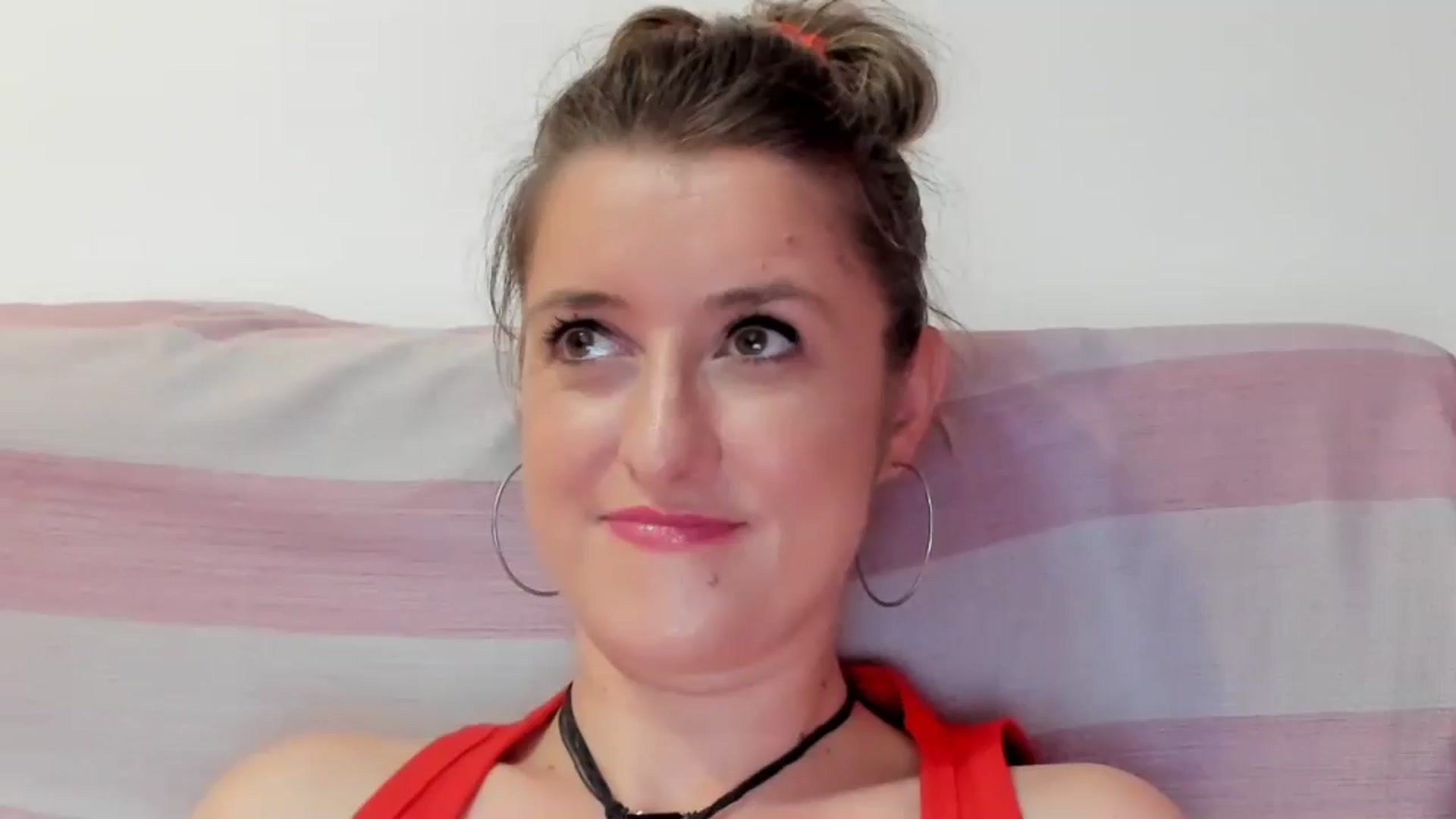 Gallery image thumbnail from BestDream's myfreecams stream on, 08/16/2024, 24:40 image 3 of 20