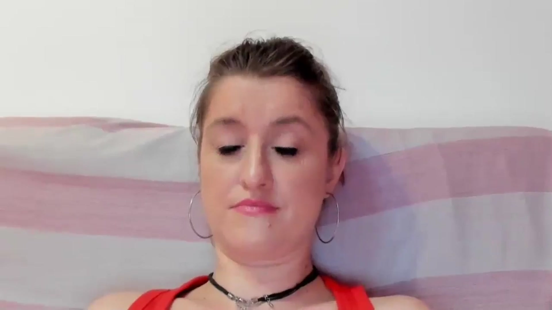 Gallery image thumbnail from BestDream's myfreecams stream on, 08/16/2024, 02:38 image 6 of 20