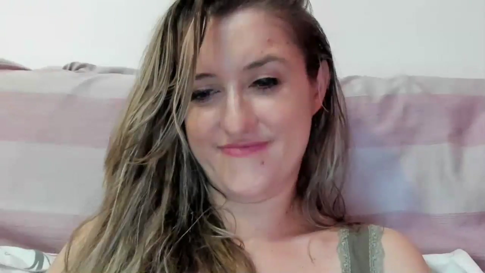 Gallery image thumbnail from BestDream's myfreecams stream on, 08/16/2024, 08:48 image 19 of 20