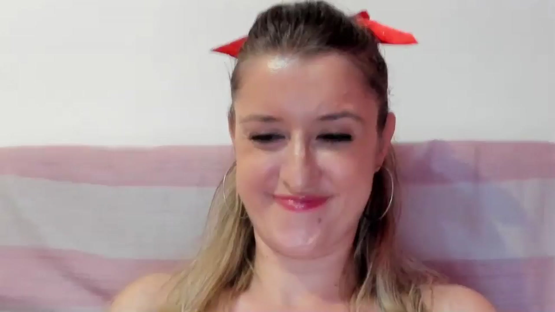 Gallery image thumbnail from BestDream's myfreecams stream on, 08/16/2024, 21:29 image 1 of 20