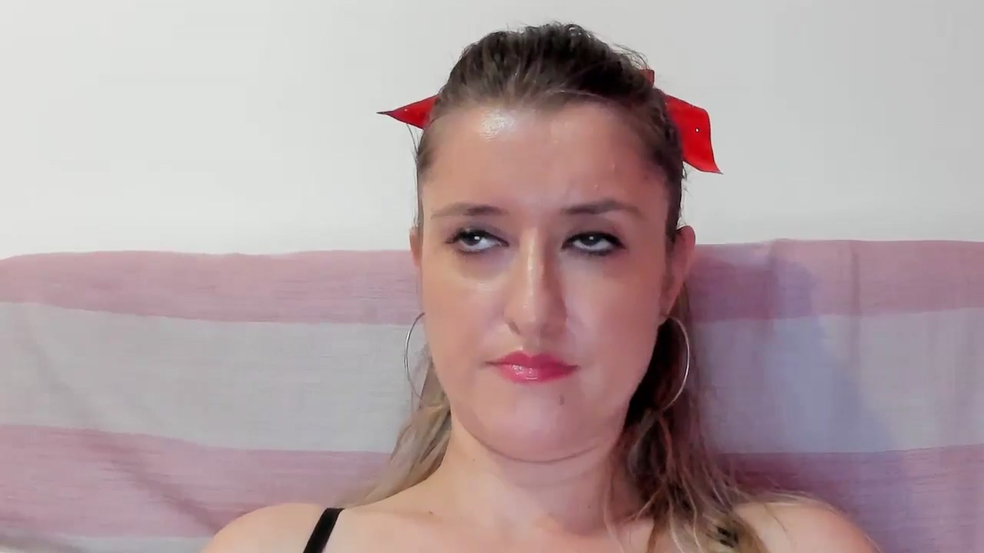 Gallery image thumbnail from BestDream's myfreecams stream on, 08/16/2024, 21:29 image 9 of 20