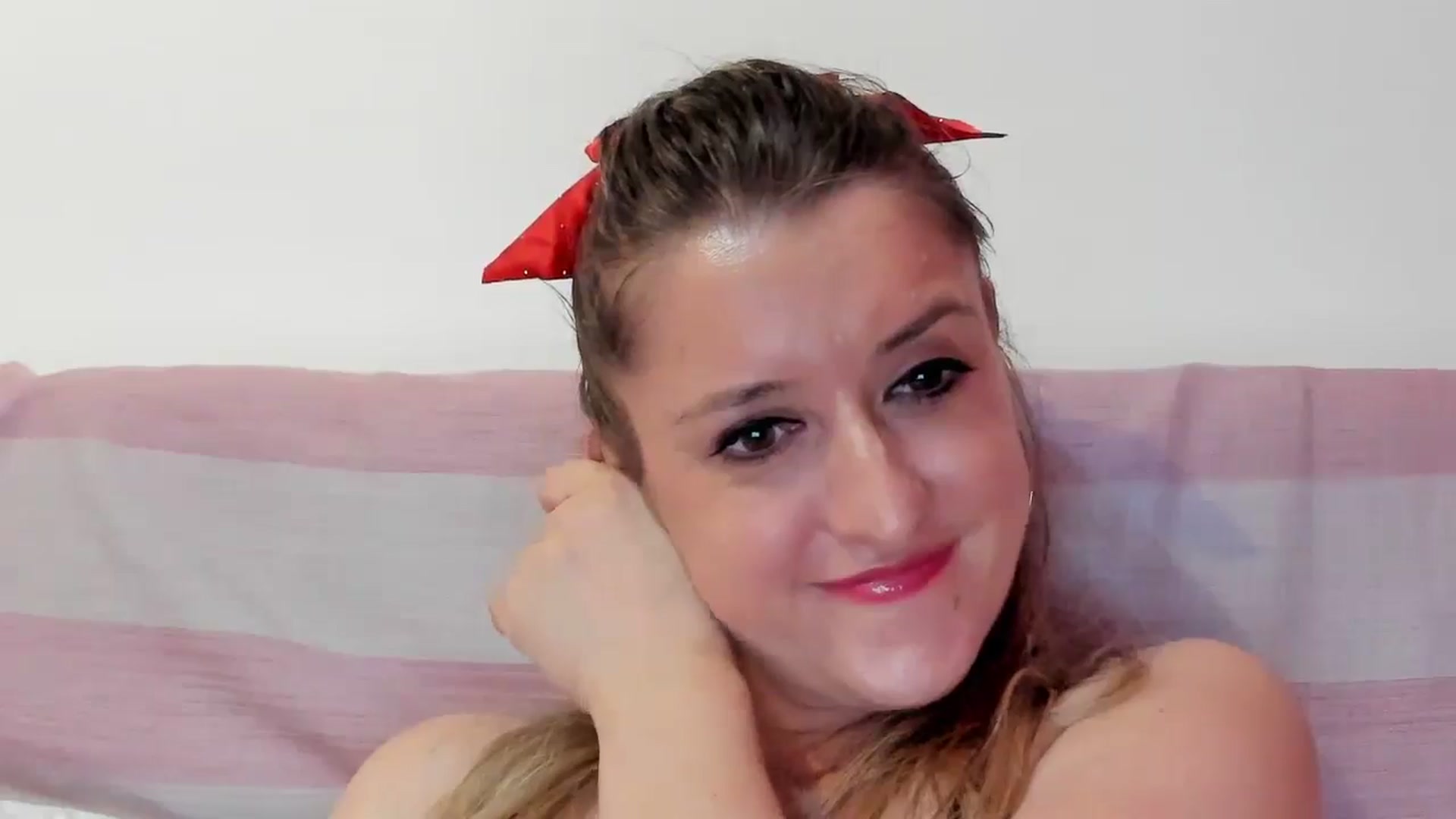 Gallery image thumbnail from BestDream's myfreecams stream on, 08/16/2024, 21:29 image 14 of 20
