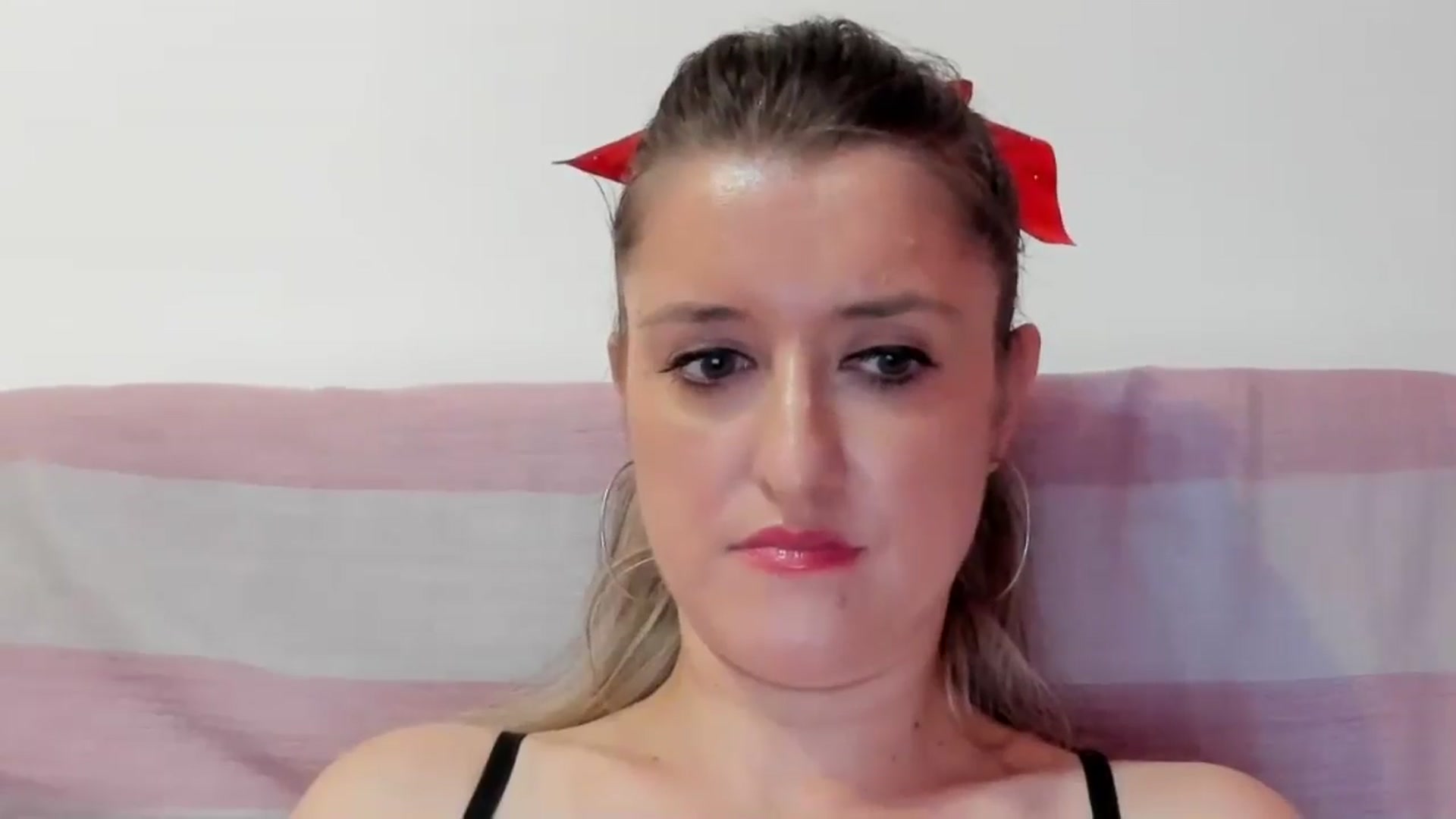 Gallery image thumbnail from BestDream's myfreecams stream on, 08/16/2024, 21:29 image 3 of 20