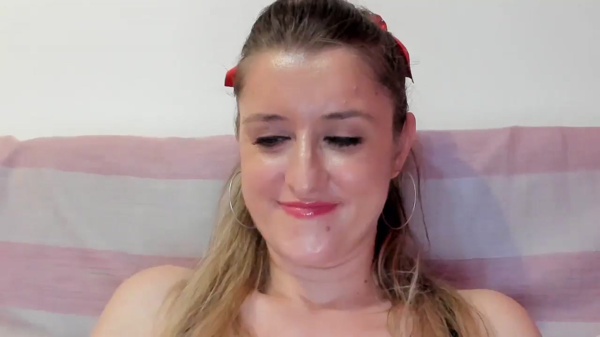 Gallery image thumbnail from BestDream's myfreecams stream on, 08/16/2024, 21:58 image 2 of 20