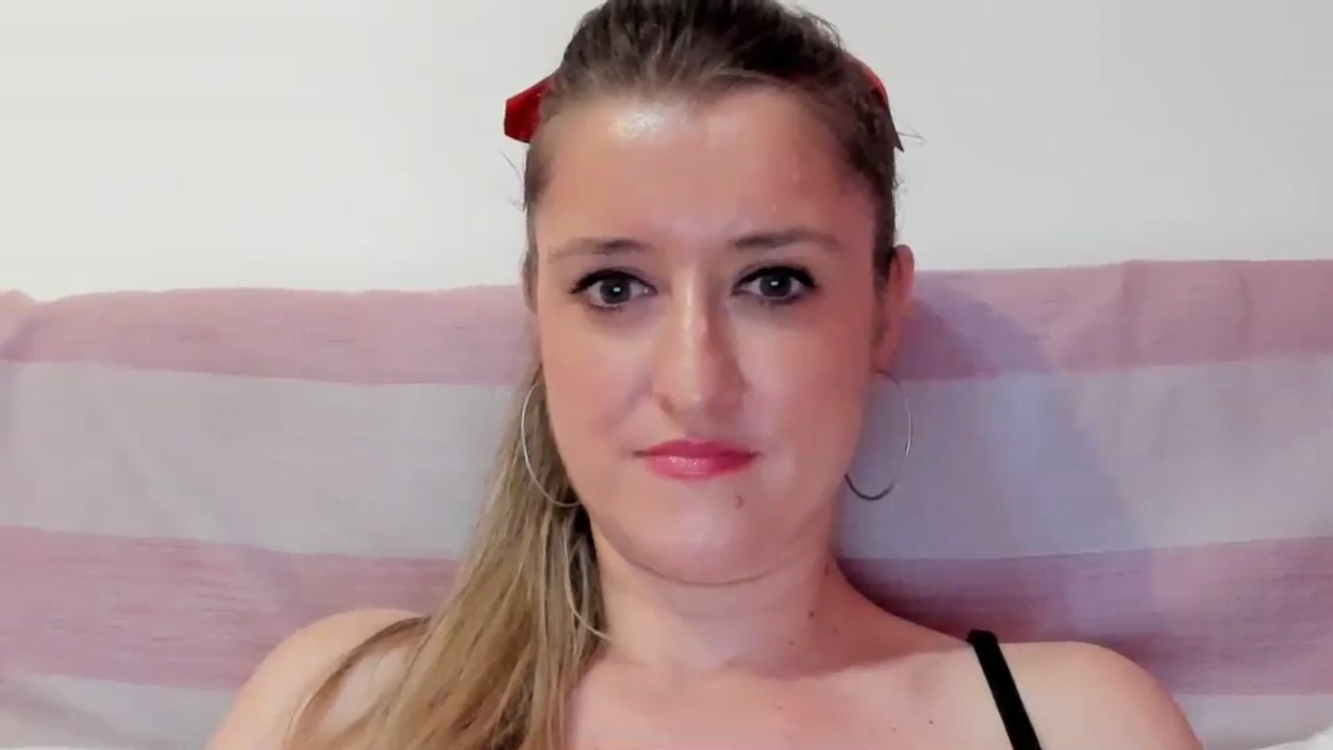 Gallery image thumbnail from BestDream's myfreecams stream on, 08/16/2024, 21:58 image 12 of 20