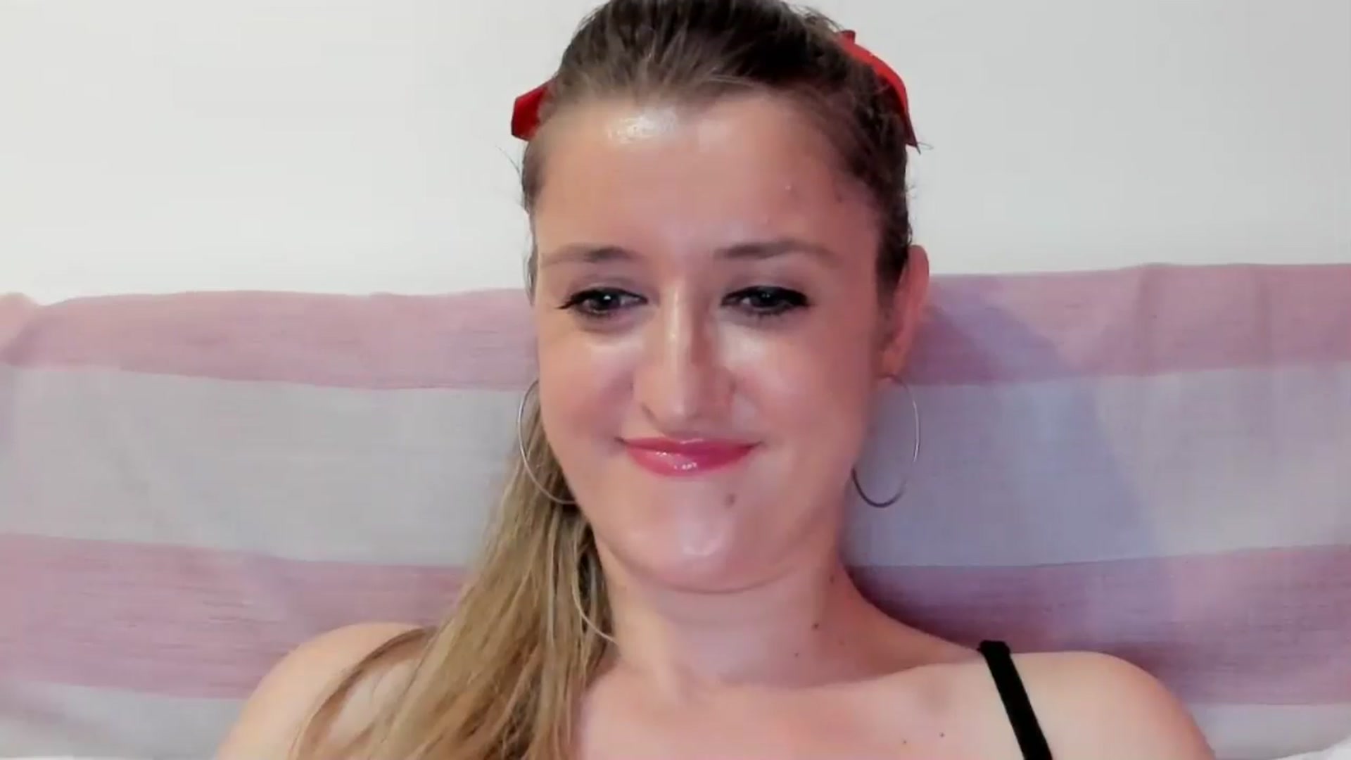 Gallery image thumbnail from BestDream's myfreecams stream on, 08/16/2024, 21:58 image 14 of 20