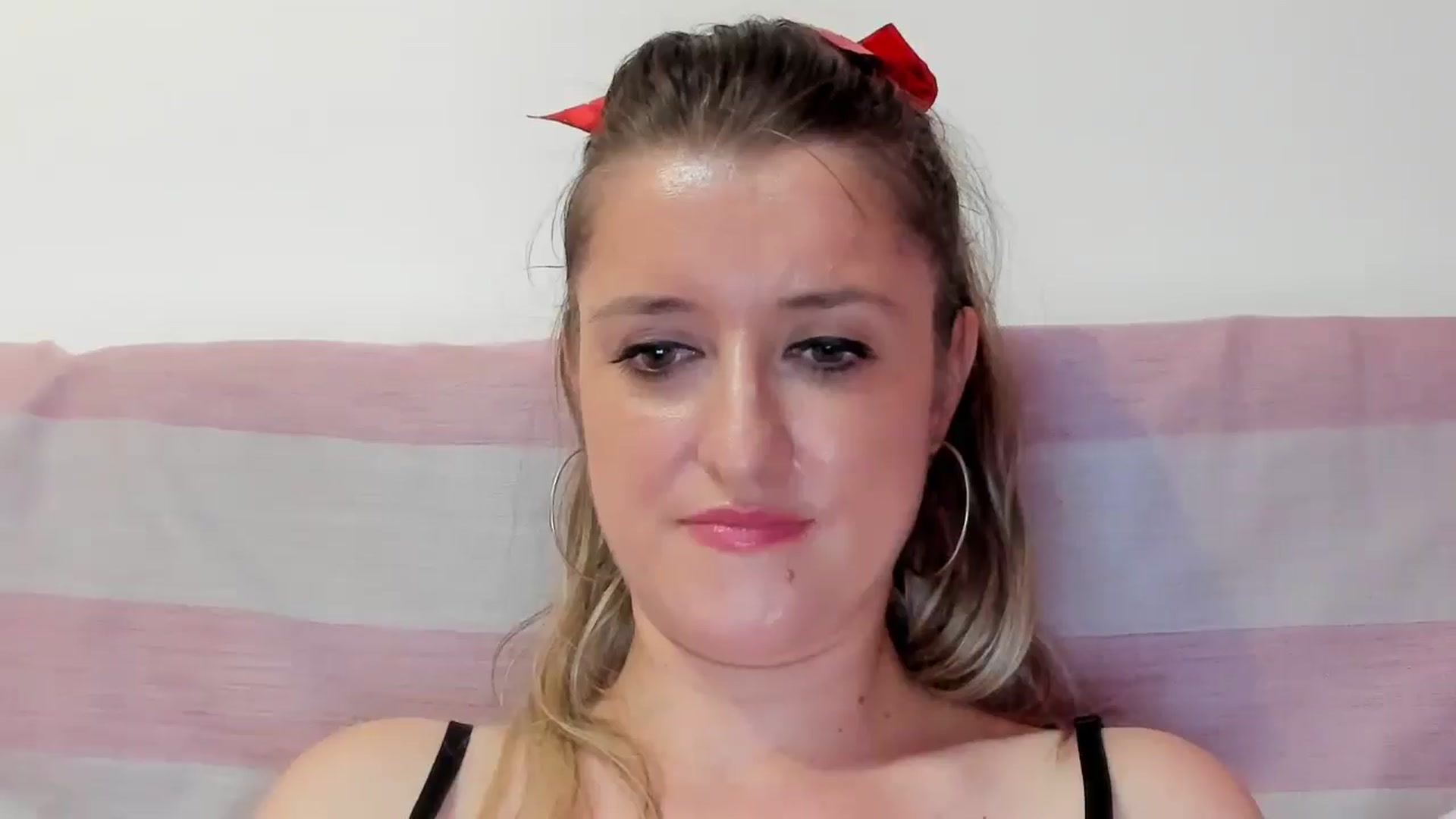Gallery image thumbnail from BestDream's myfreecams stream on, 08/16/2024, 23:14 image 20 of 20