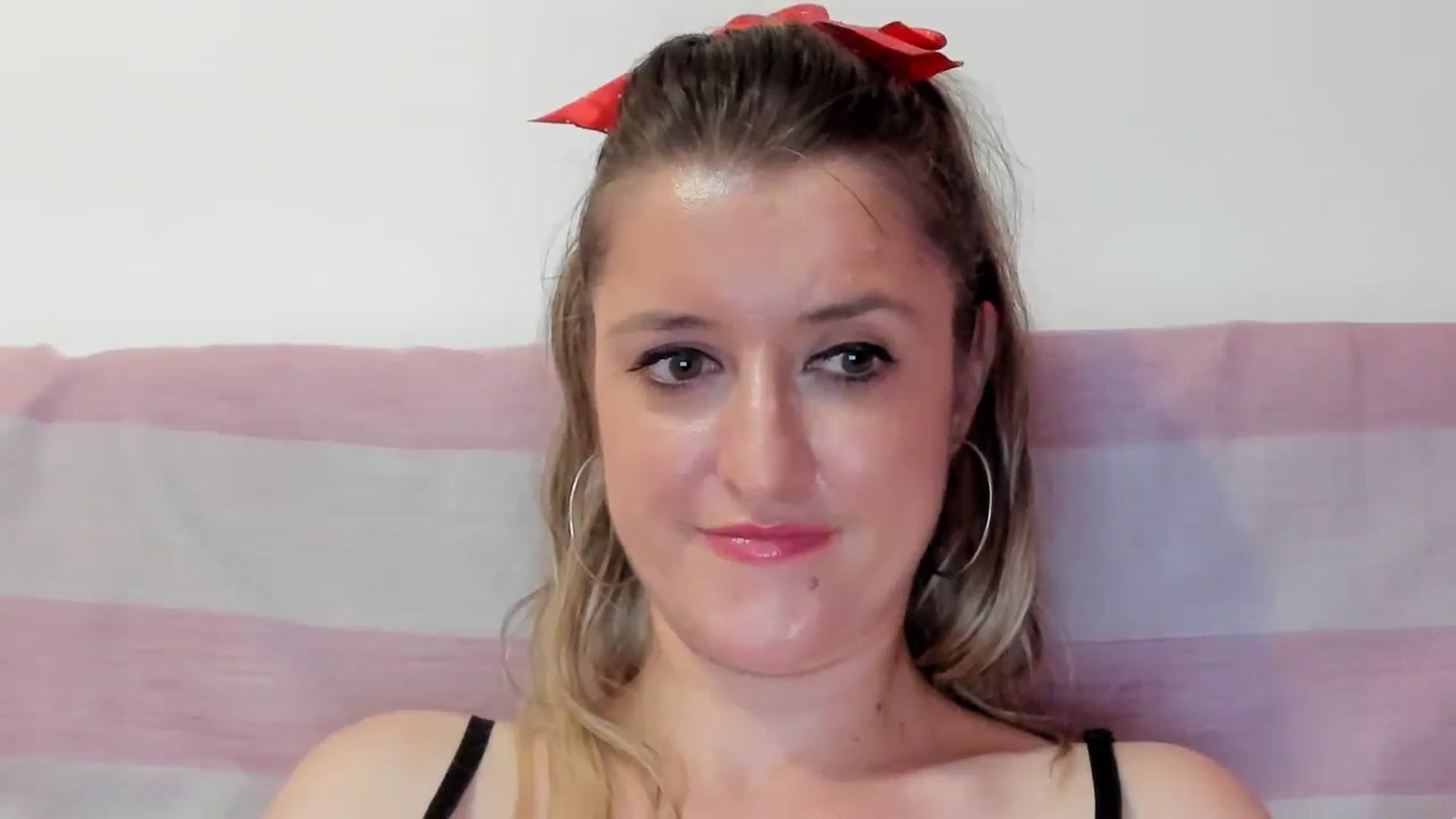Gallery image thumbnail from BestDream's myfreecams stream on, 08/16/2024, 23:14 image 16 of 20