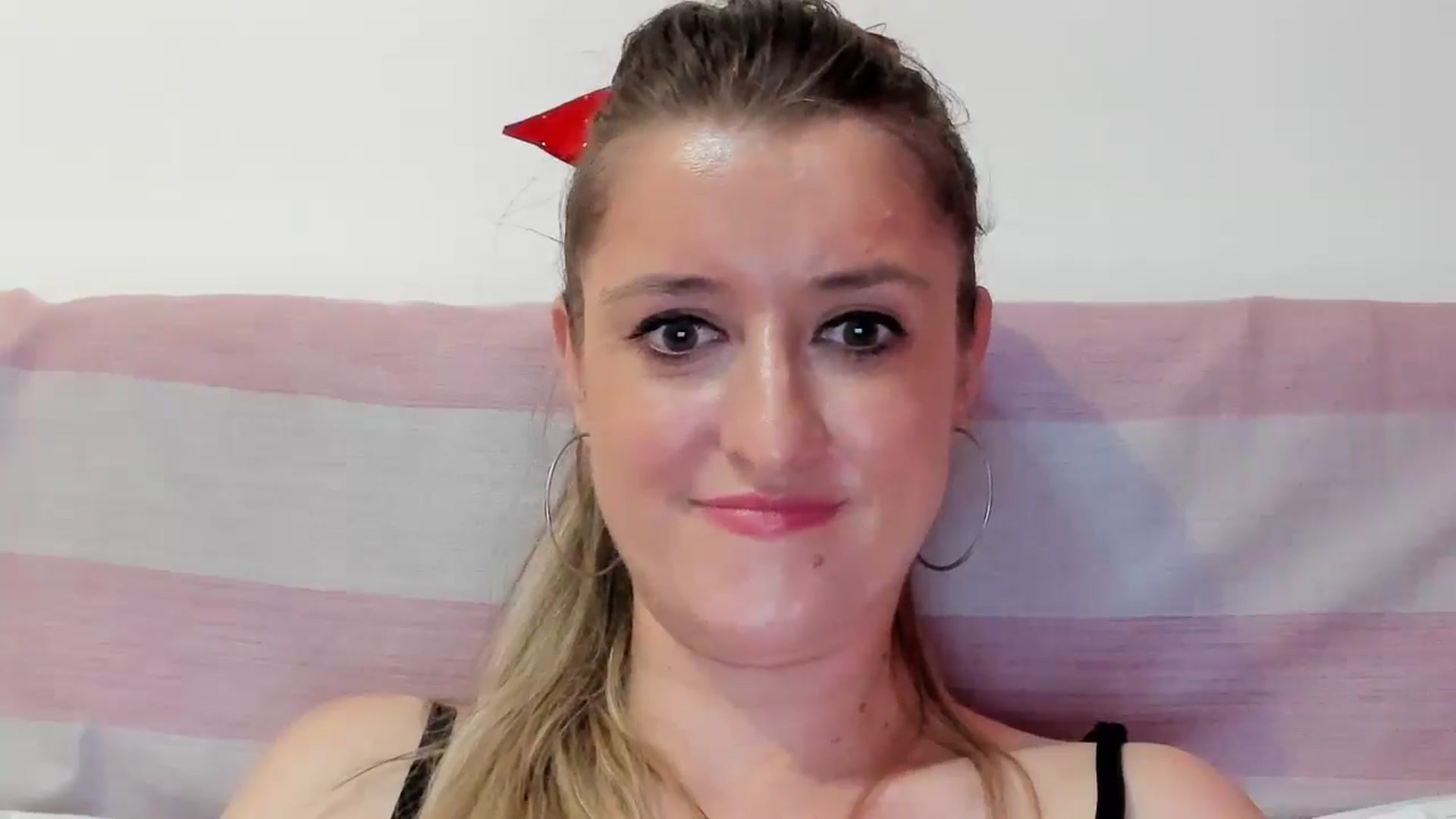 Gallery image thumbnail from BestDream's myfreecams stream on, 08/17/2024, 24:08 image 20 of 20