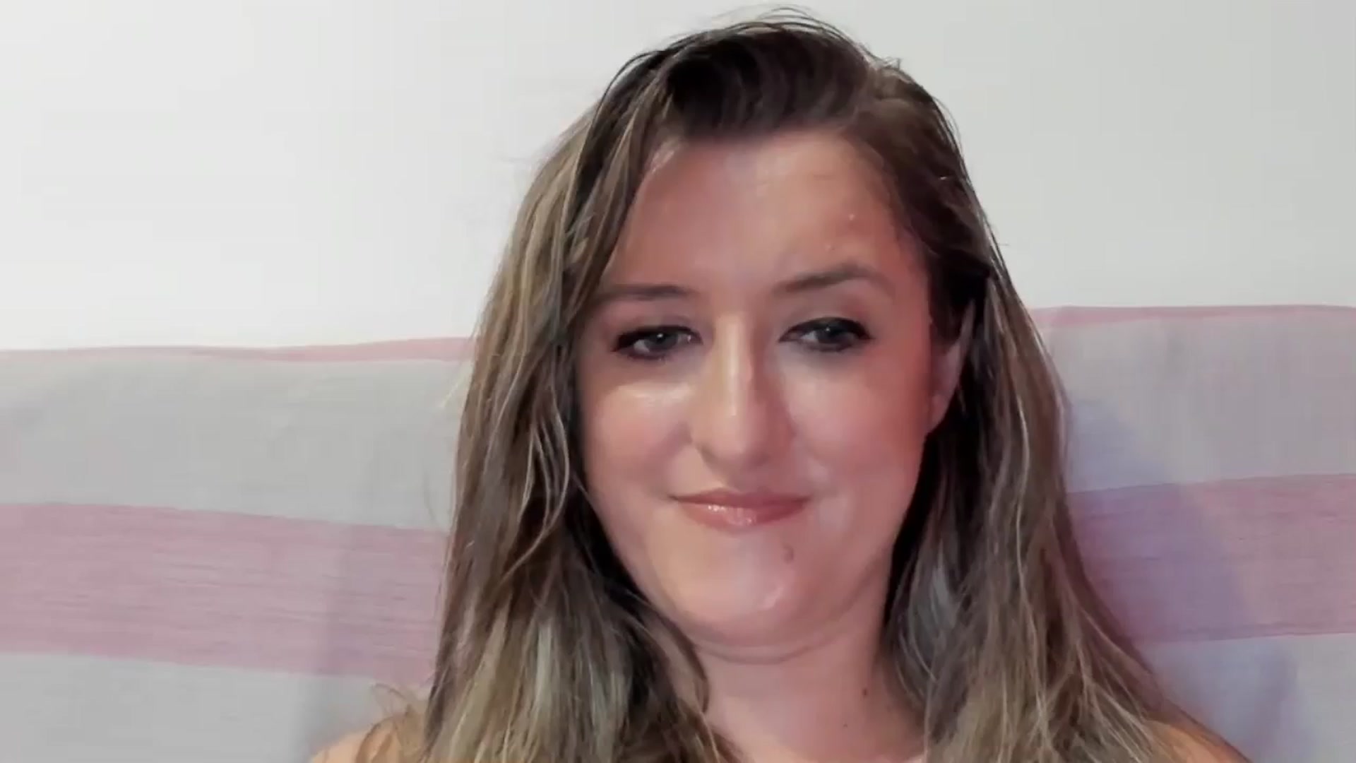 Gallery image thumbnail from BestDream's myfreecams stream on, 08/17/2024, 12:01 image 17 of 20