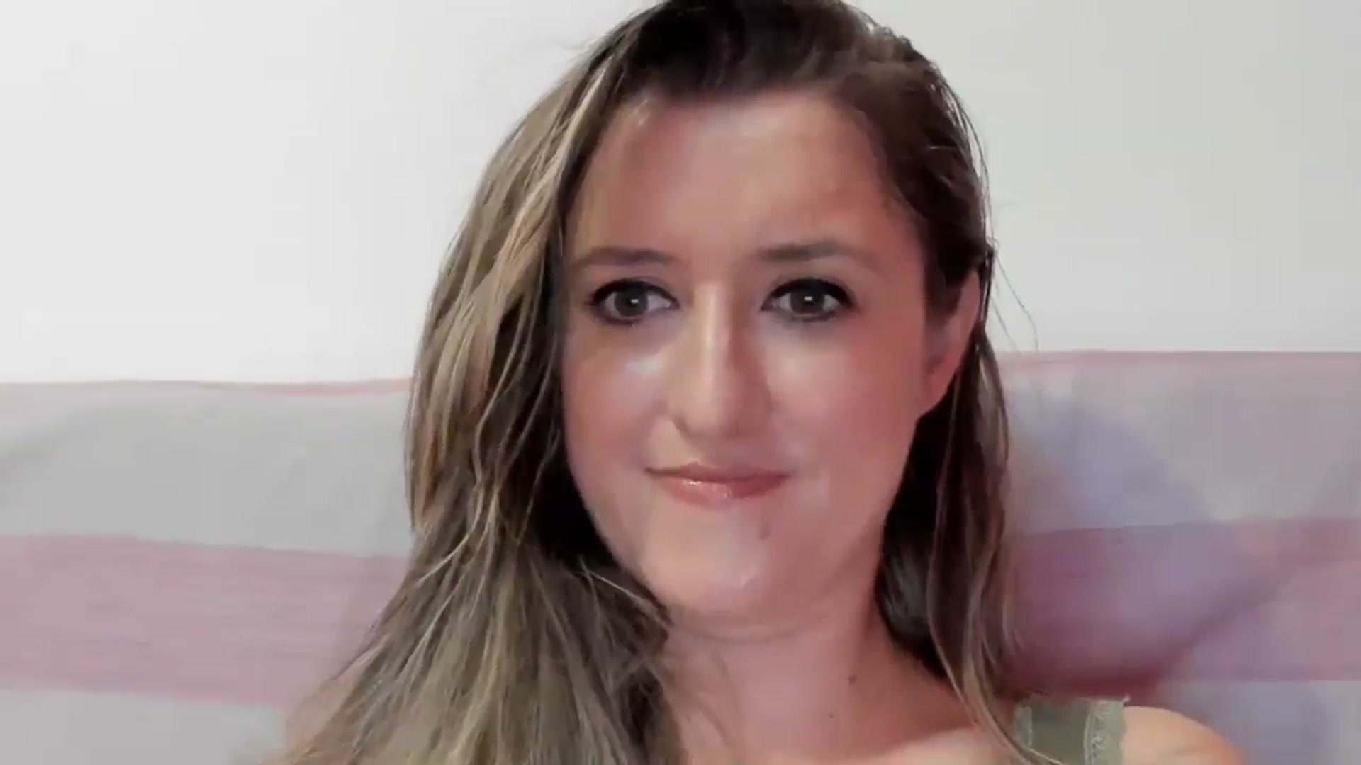 Gallery image thumbnail from BestDream's myfreecams stream on, 08/17/2024, 12:01 image 11 of 20