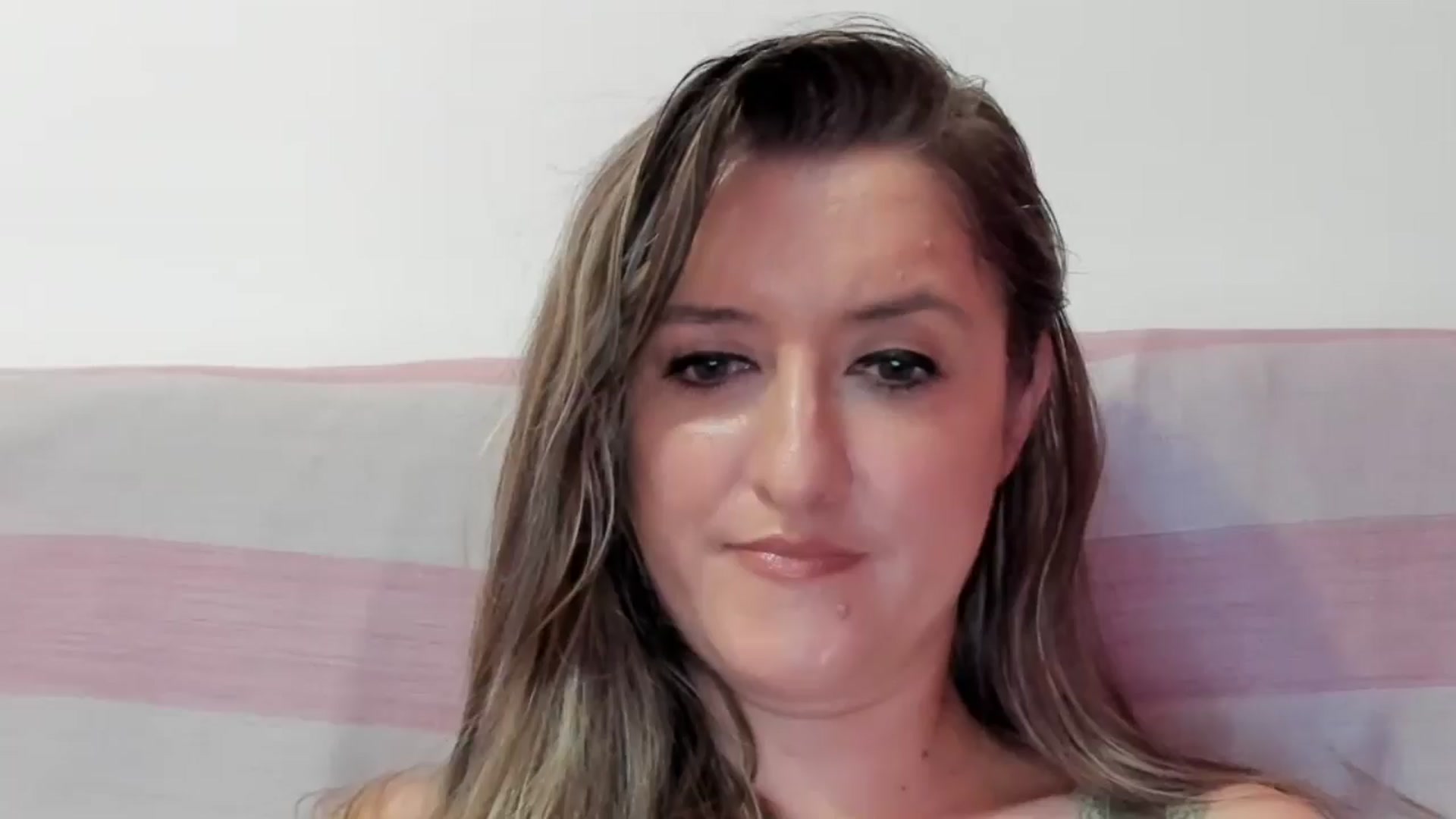 Gallery image thumbnail from BestDream's myfreecams stream on, 08/17/2024, 12:01 image 19 of 20