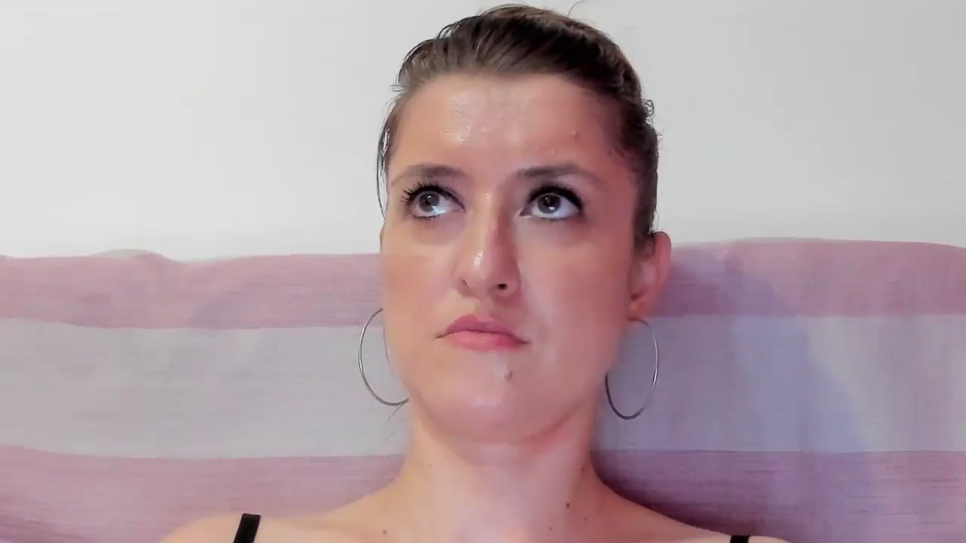 Gallery image thumbnail from BestDream's myfreecams stream on, 08/17/2024, 22:46 image 10 of 20