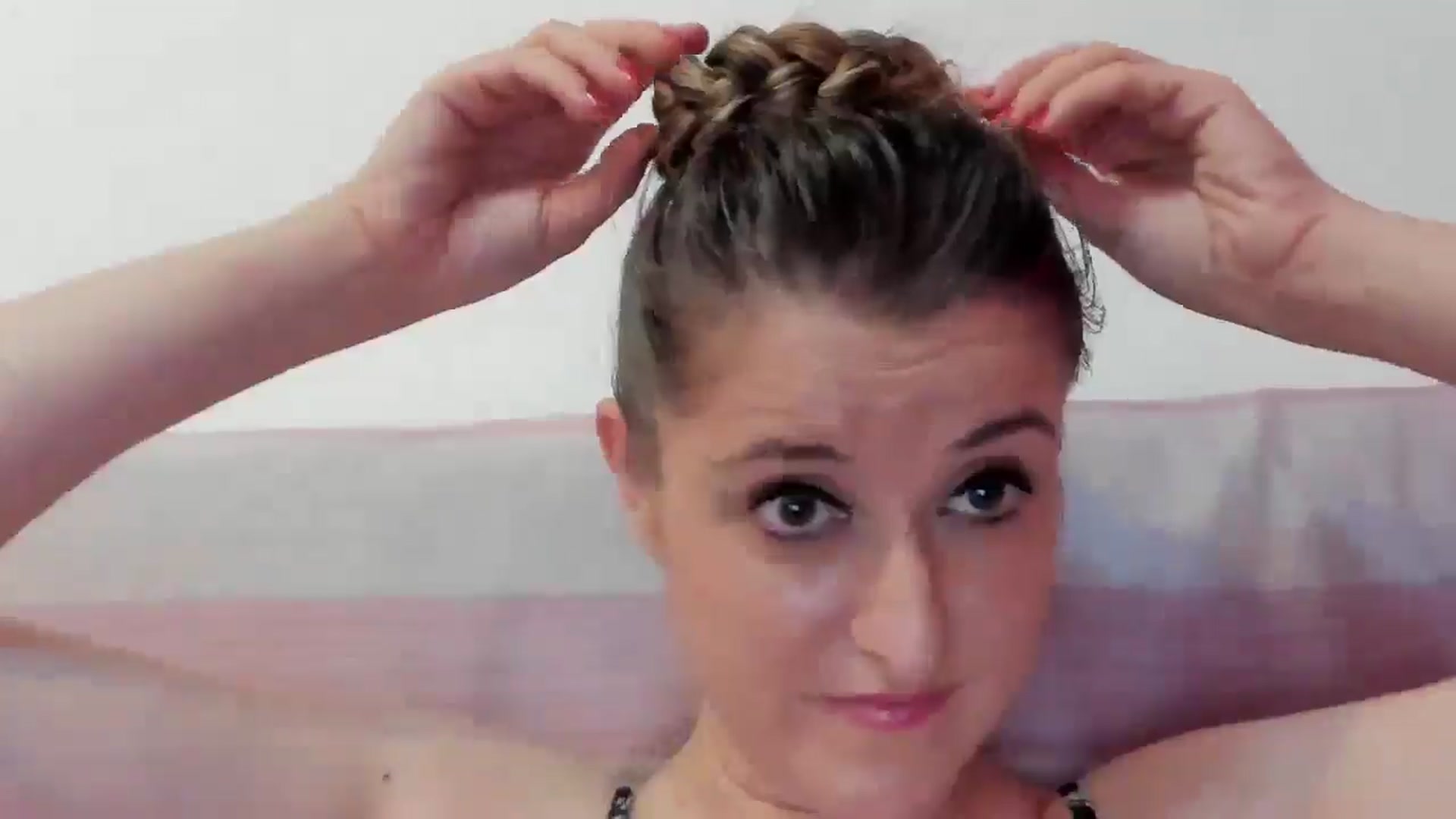 Gallery image thumbnail from BestDream's myfreecams stream on, 08/18/2024, 21:25 image 8 of 20