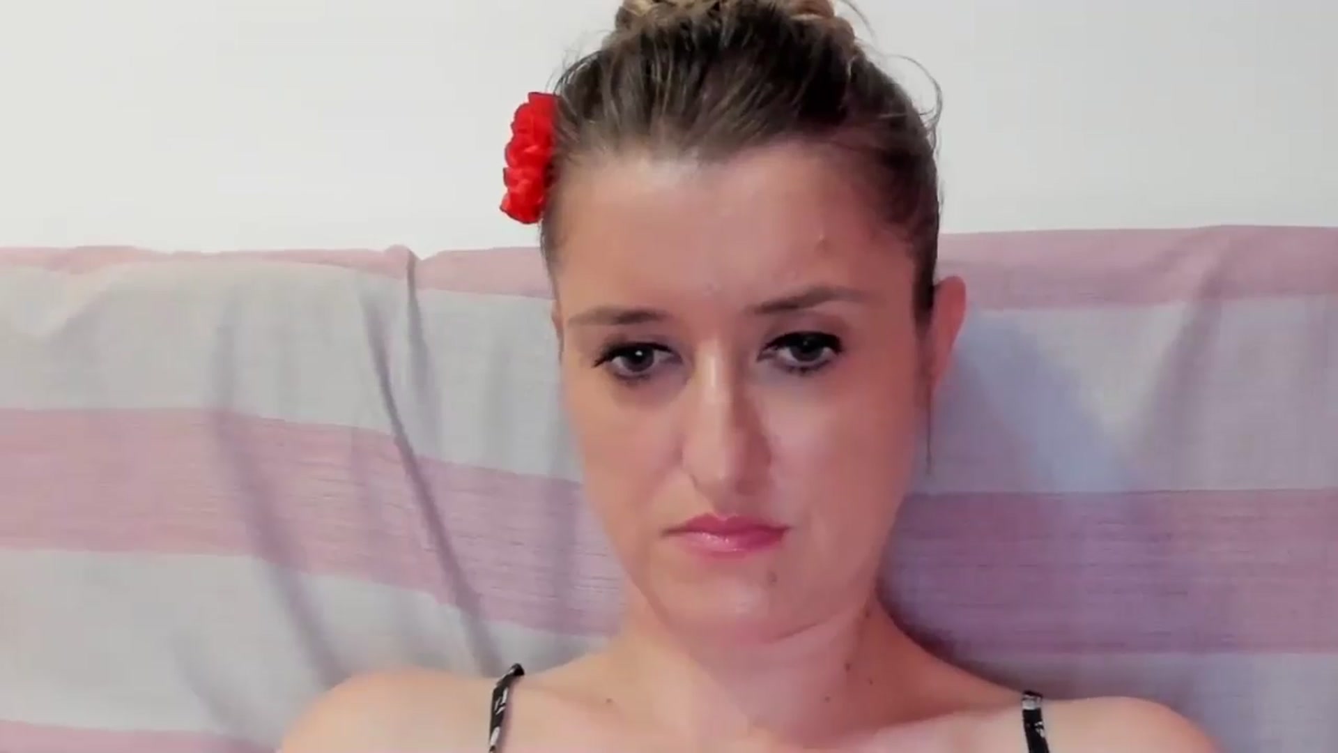 Gallery image thumbnail from BestDream's myfreecams stream on, 08/18/2024, 22:37 image 6 of 20