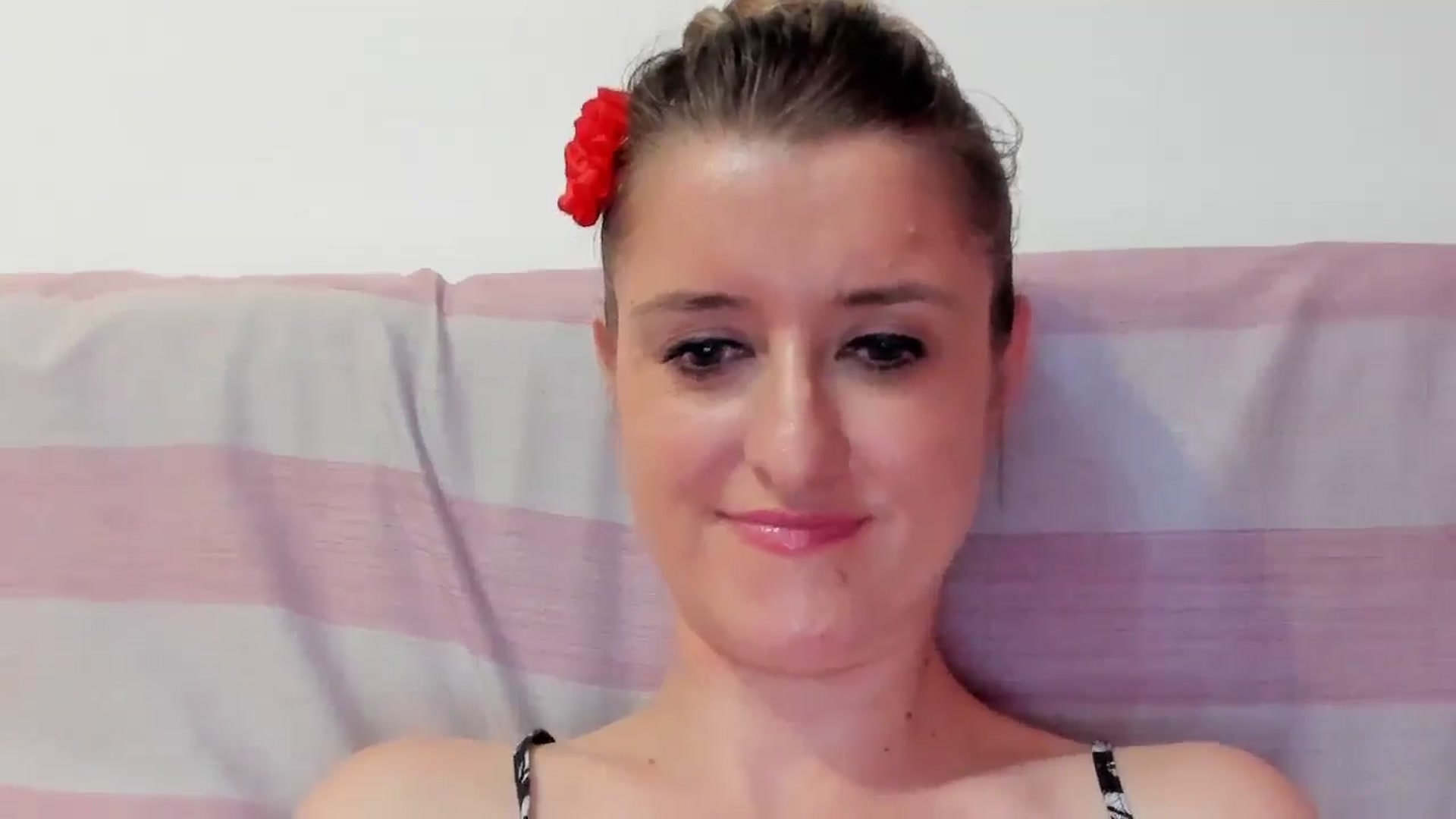 Gallery image thumbnail from BestDream's myfreecams stream on, 08/18/2024, 22:37 image 10 of 20